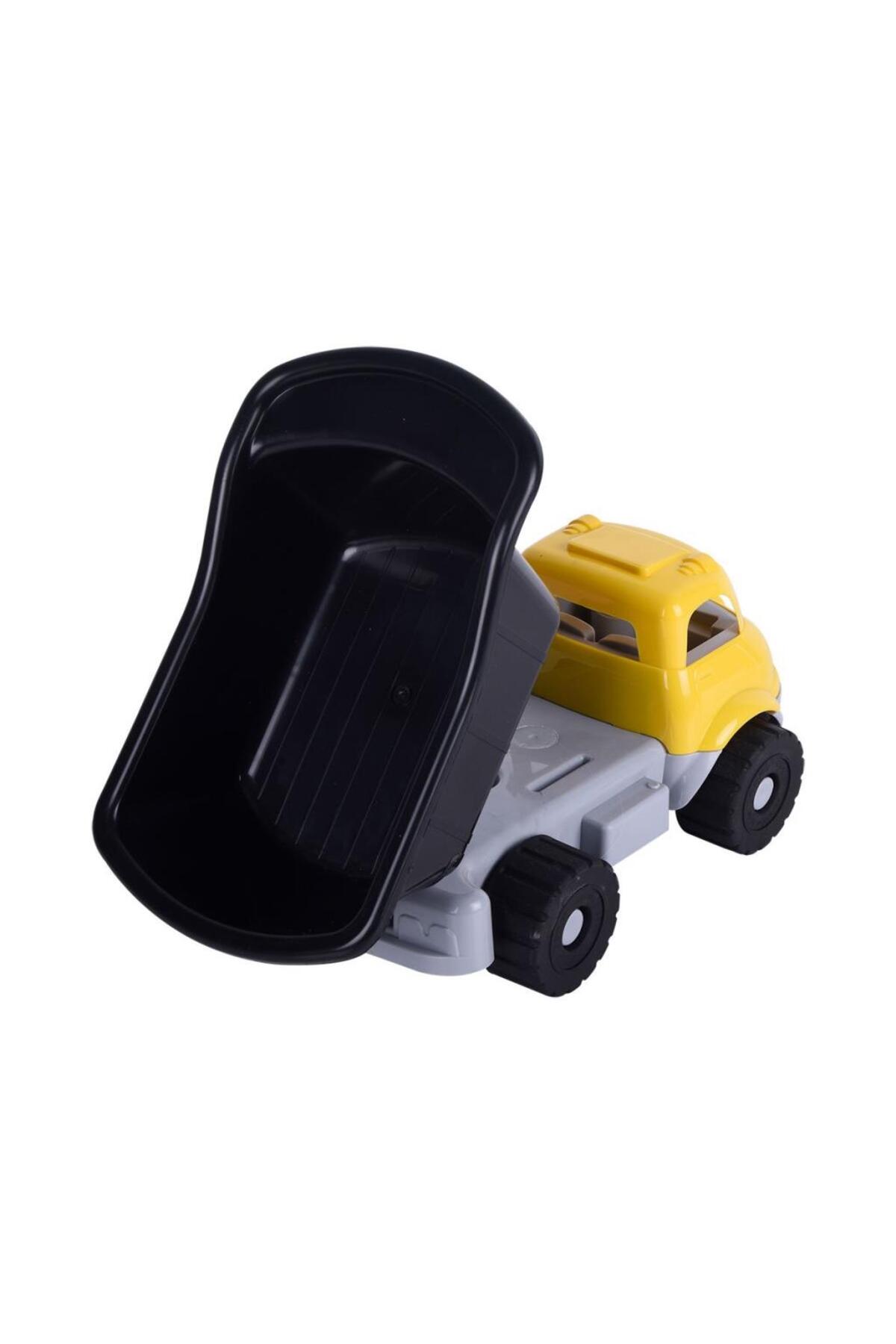 نسیورلد ۴۰۰۱ زوزو، کامیون