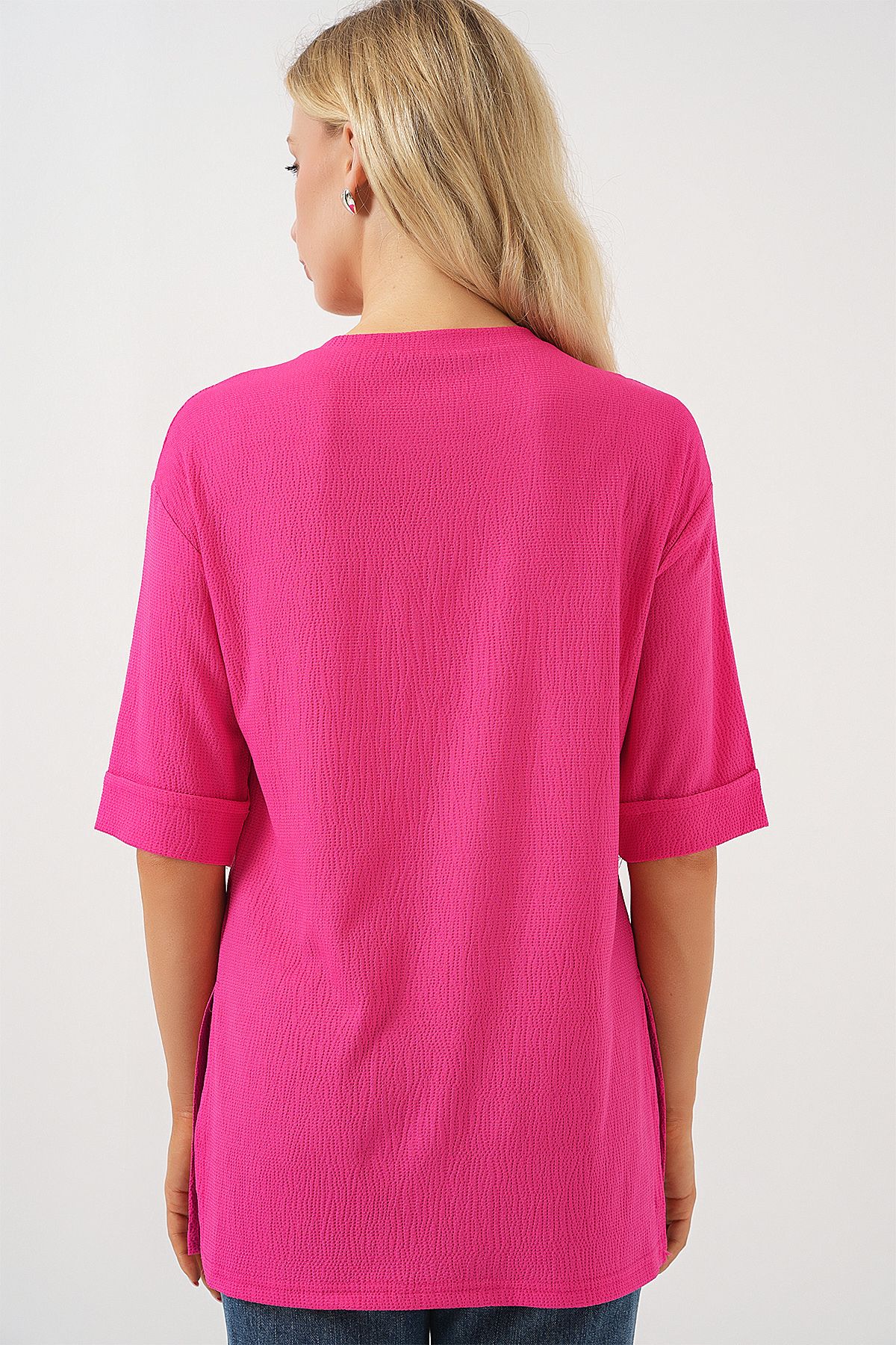 Bigdart-4332 Knitted T-Shirt with Side Slits - Fuchsia 6