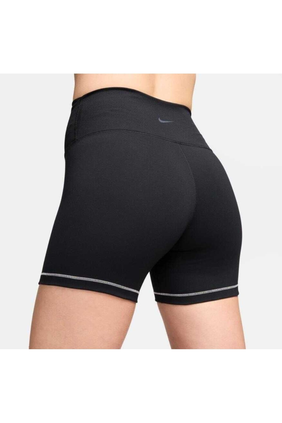 Nike Dri-FIT One Hr 5In Short Kadın Şort FN3311 ASLAN SPORT