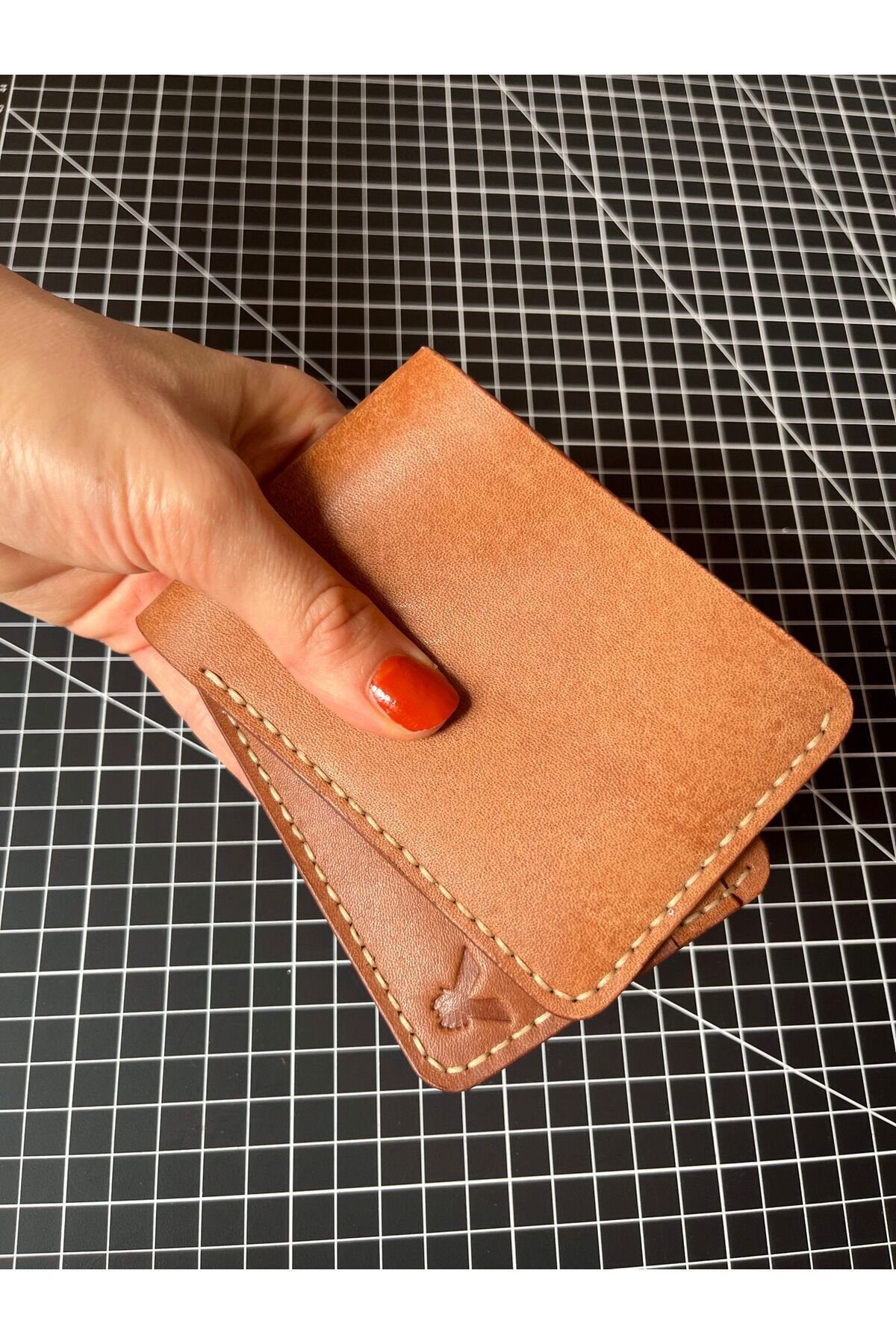 HAT Leather Gerçek Italyan Derisinden ''bifold V1'' Bifold Cüzdan- Taba
