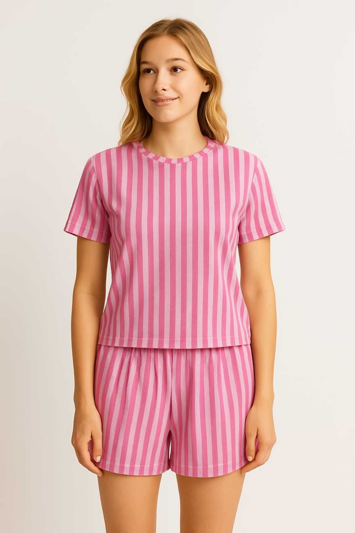 unbranded Pembe Çizgli Kısa Kollu Şortlu Pijama Takımı