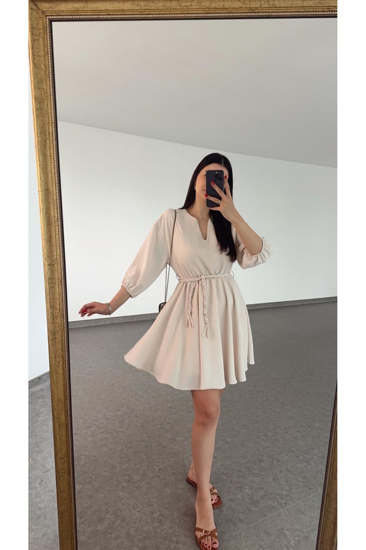Kese Fashion Store Kadın Krem Saç Örgü Kemerli V Yaka Kolu Lastikli Mini Elbise