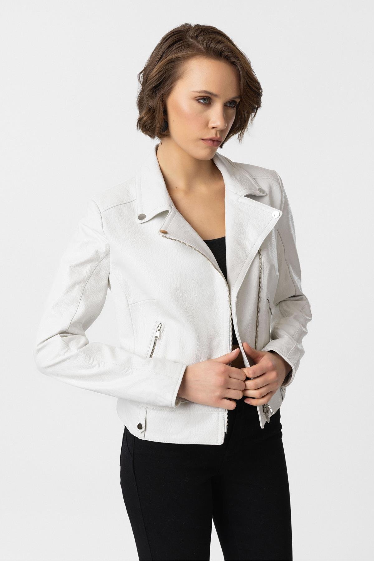 Deriderim  Beyaz Stella Çıt Çıt Detaylı Yandan Fermuarlı Biker Hakiki Deri Kadın Mont - Görsel 3
