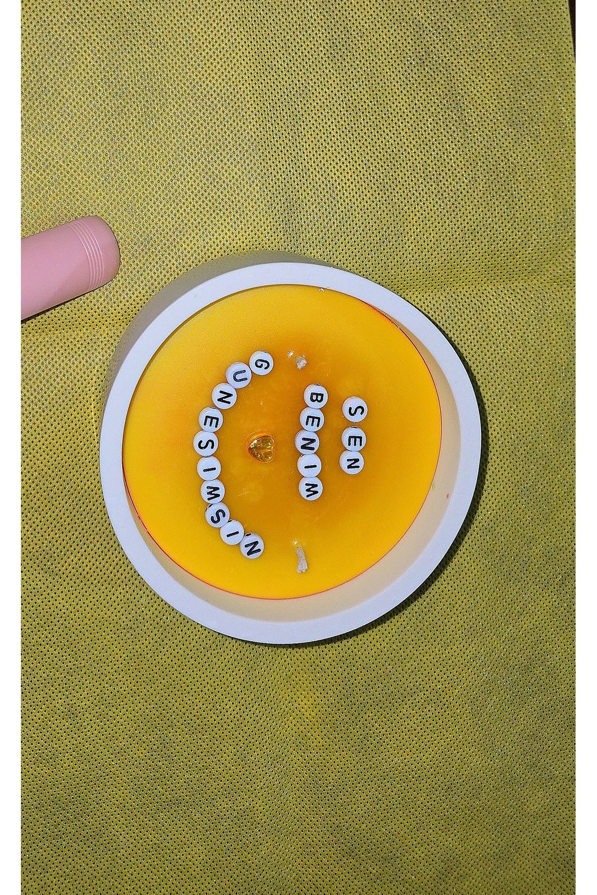 yağmur candle Sen Benim Güneşimsin – Sarı Soya Mumlu Harf Boncuklu Mum