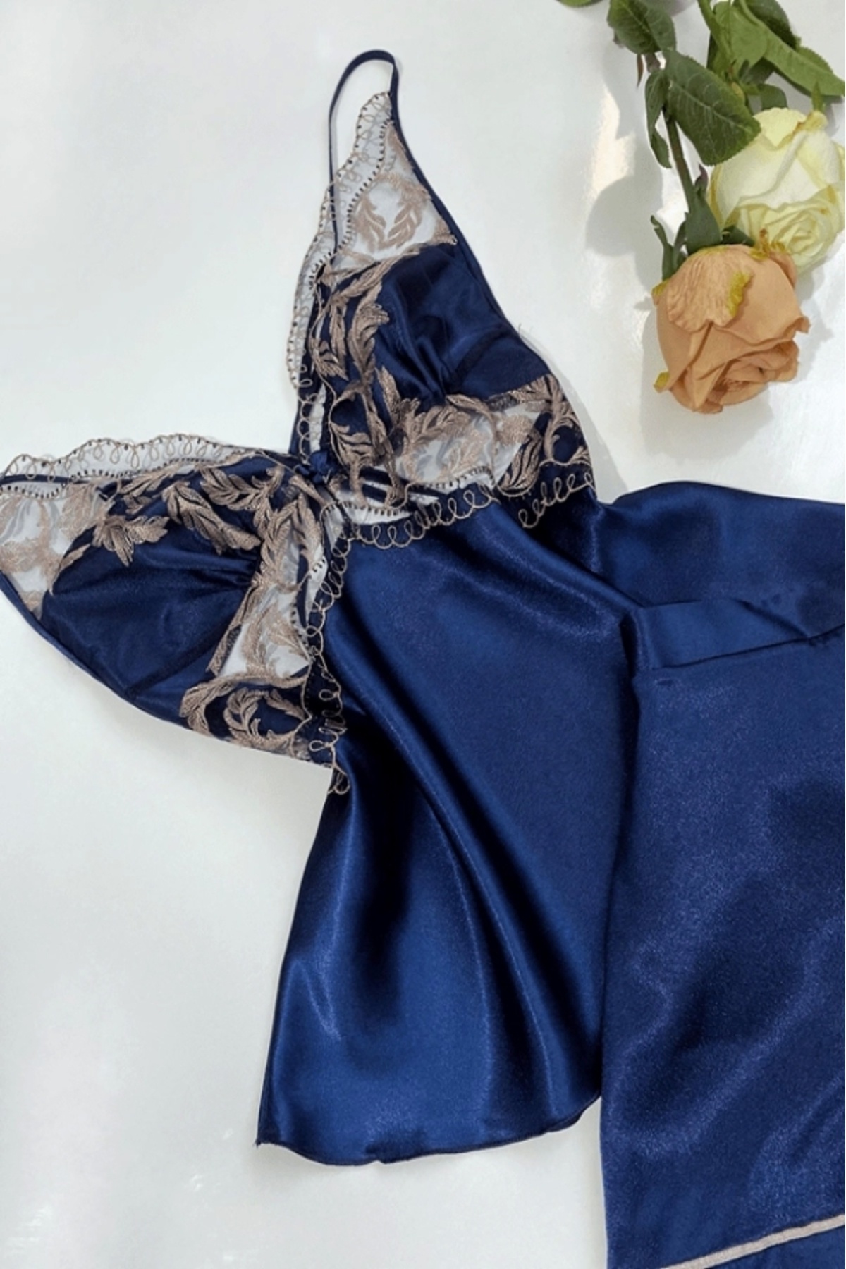 gc gece incisi-Embroidered Shorts Set 3