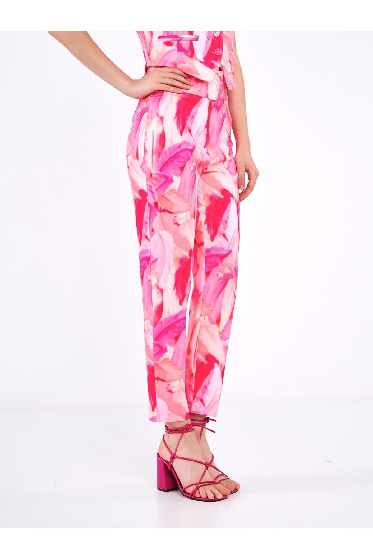 Swass-Limited Edition Pink Feather Pattern Trousers 3