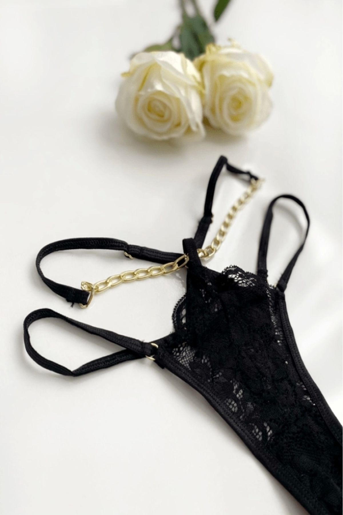 gc gece incisi-Stylish Thread with Chain Detail 3