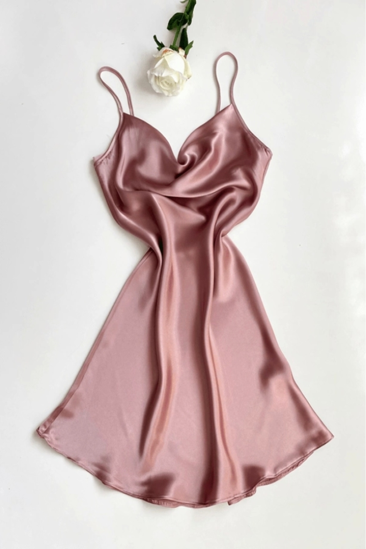 Gece İncisi Vizon Degaje Yaka Saten Gecelik