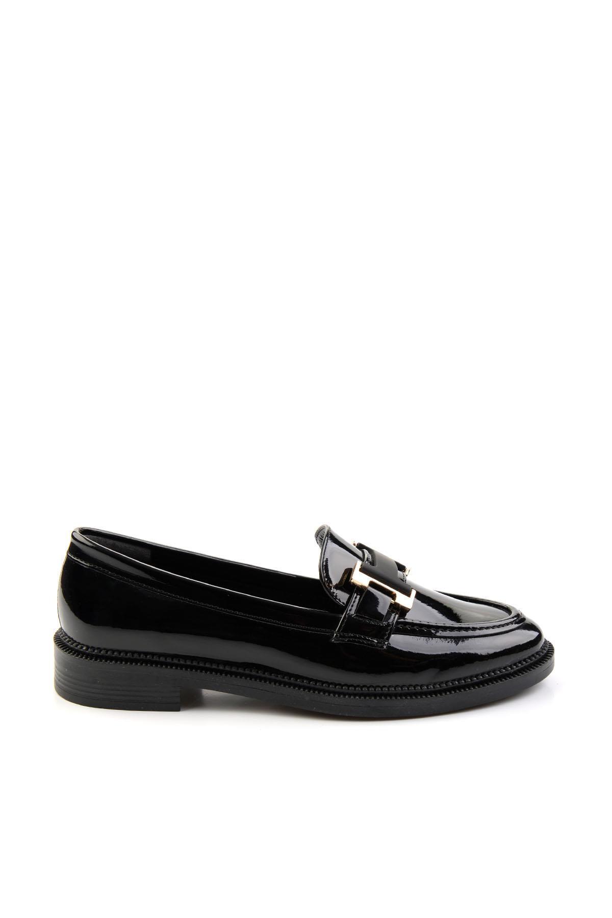 Bambi Siyah Kadın Loafer Ayakkabı K01216100008