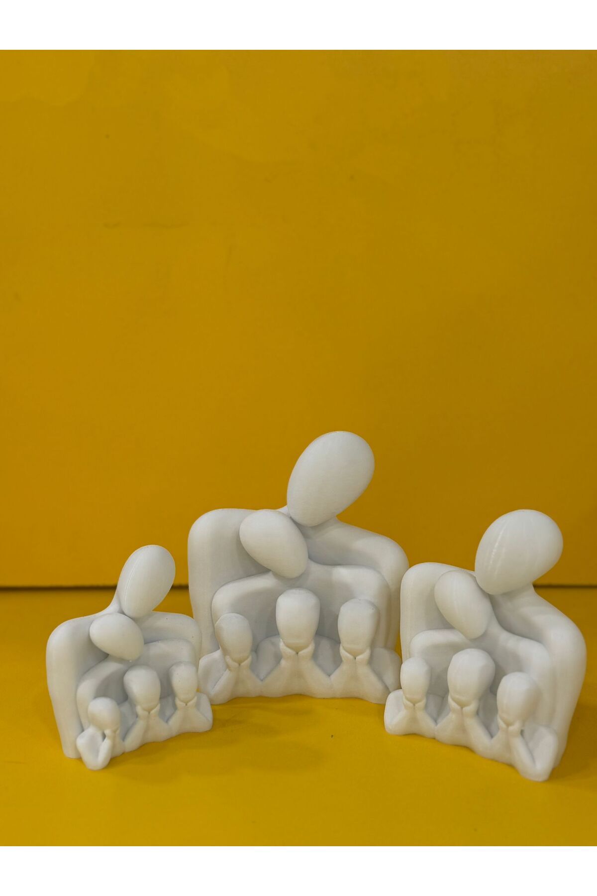 Hismet Üç Çocuklu Aile Figürlü Biblo