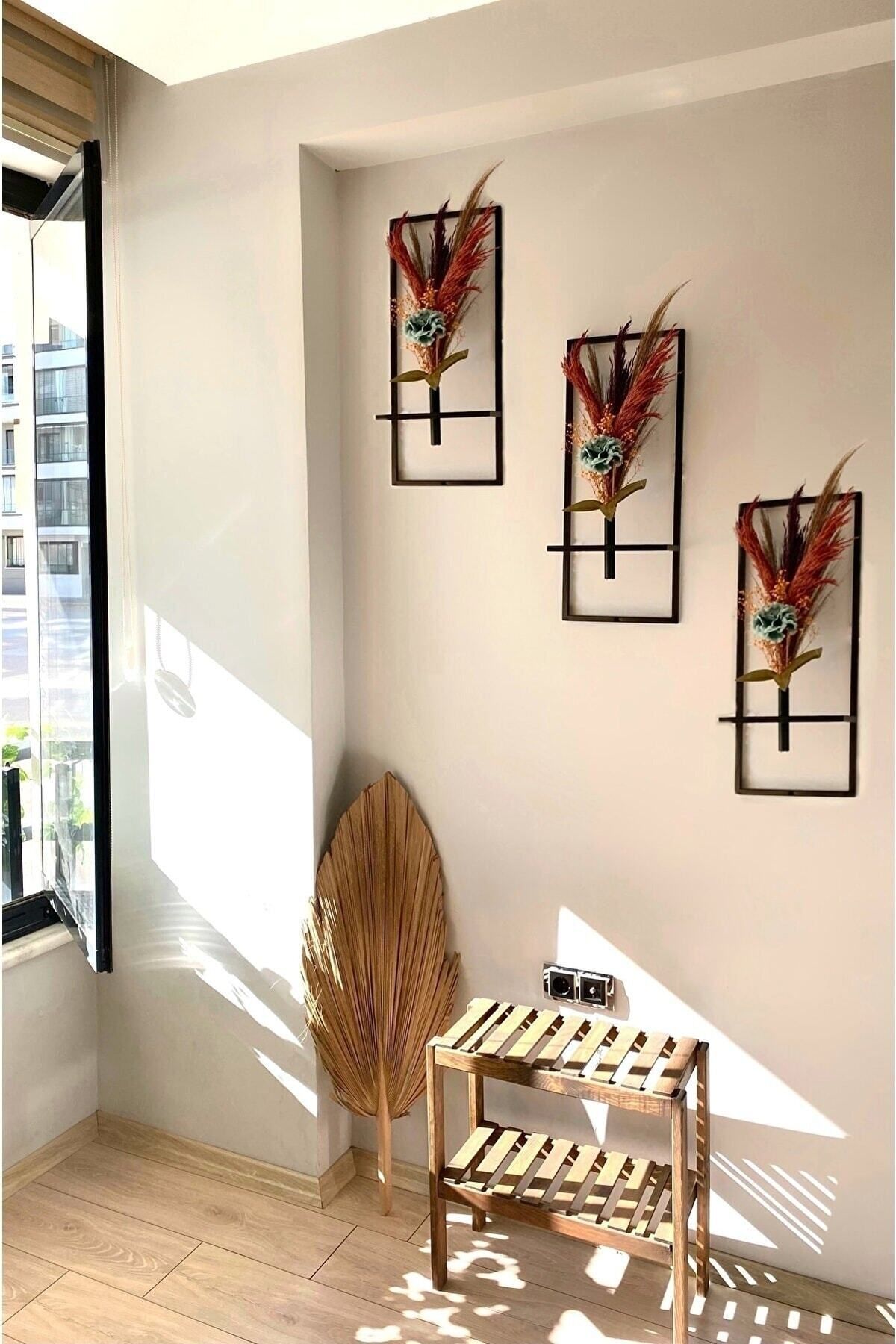 NAXAY 3 Lü Metal Çiçeklik Duvar Aksesuarı Dekoratif Salon Balkon Saksı ( Yapay Çiçek , Pampas Dahil )