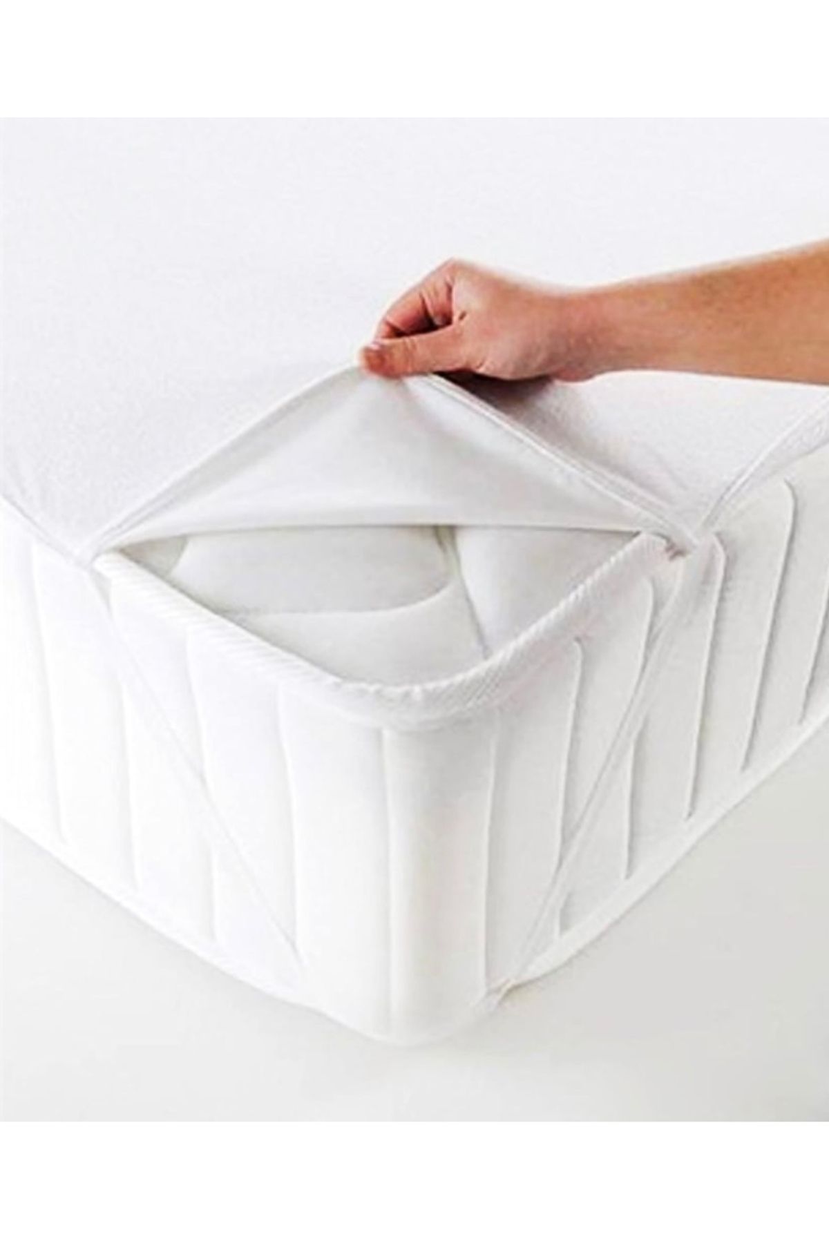PATRU ANOTIMPURI-Waterproof mattress protector, water-resistant, silent, with elastic at the corners 3