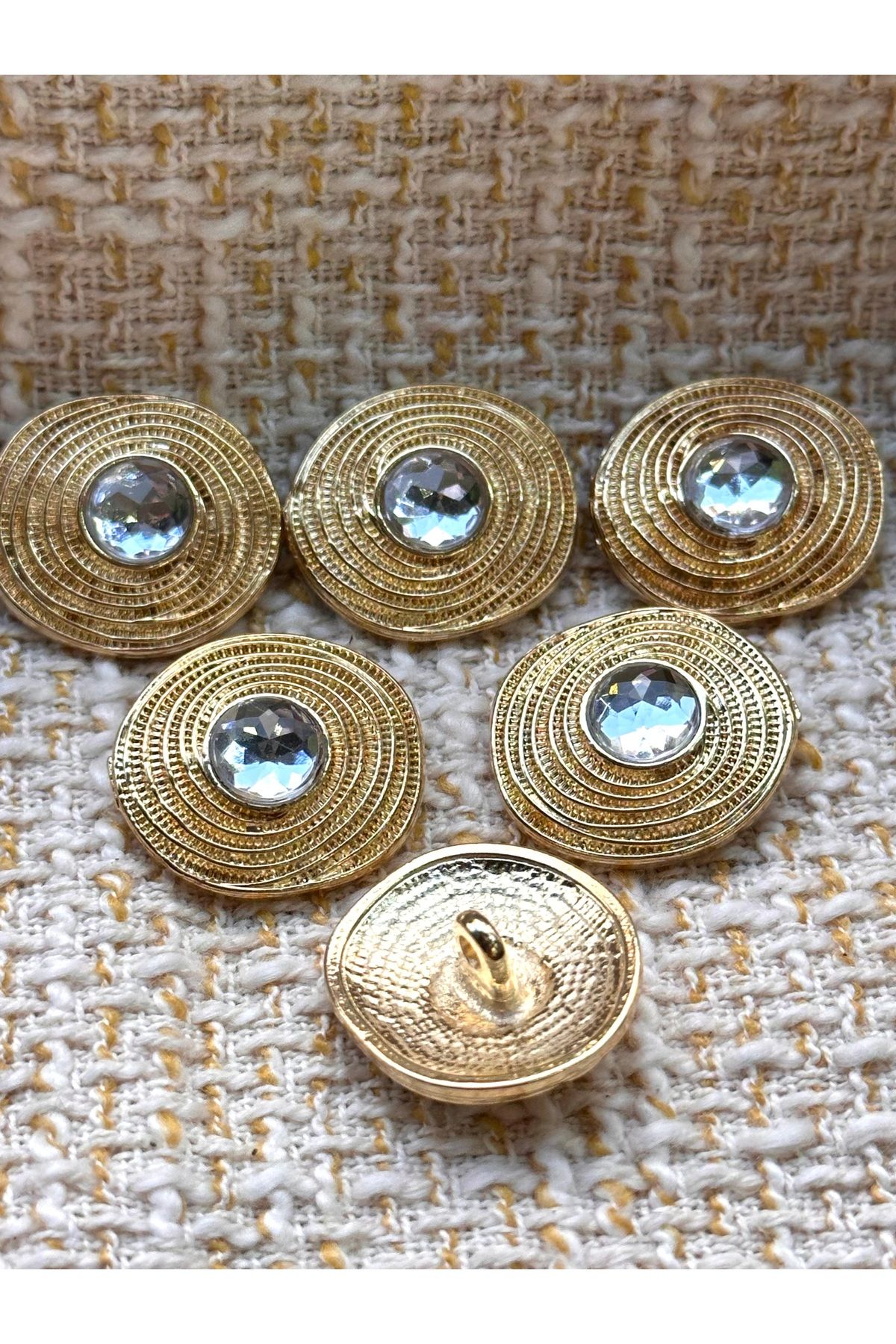 ODDA TASARIM ATÖLYESİ-Lux Gold Plated 6 Button Set with Large Stone in the Middle of the Spiral (2,3cm) 3