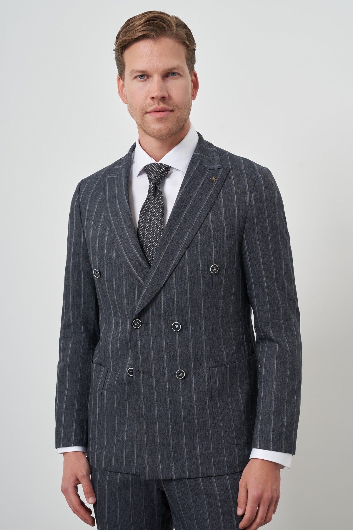 Morven Erkek Lacivert Tend Keten Kruvaze Slim Fit Sivri Yaka Takım Elbise