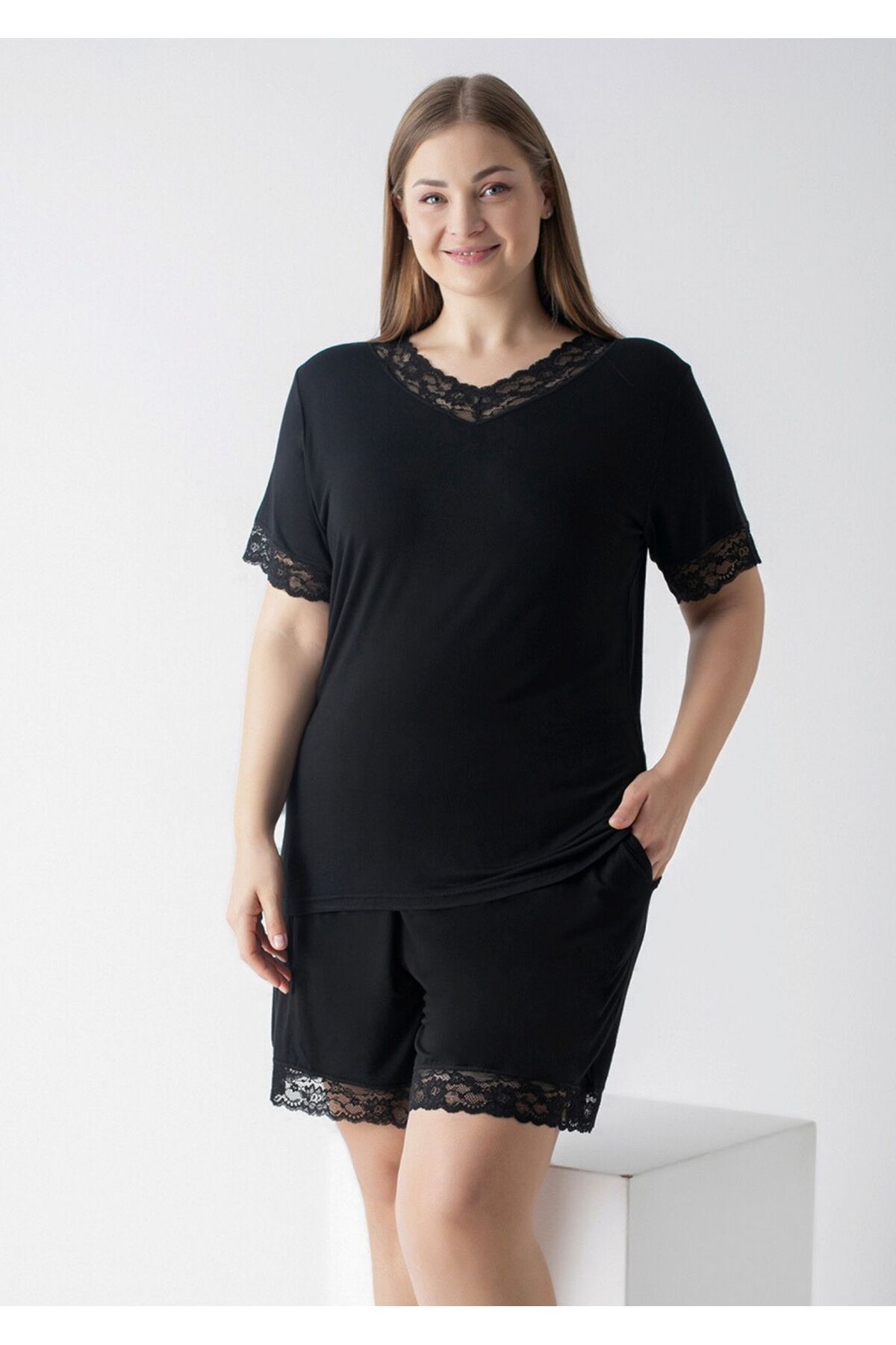 CONFEO KADIN BATTAL VİSKON DANTELLİ KISAKOL SHORT TAKIM