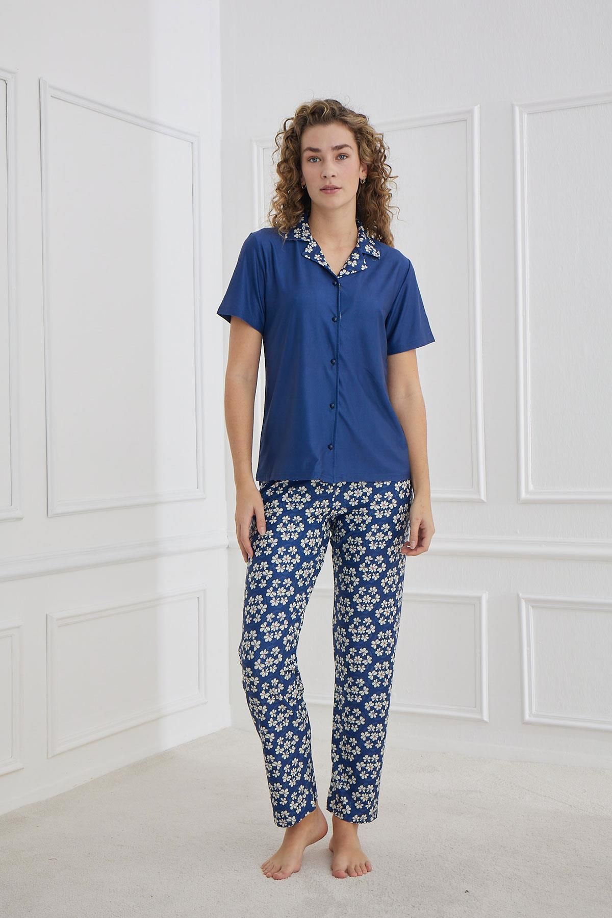 Kompedan Kadın Desenli Polo Yaka Kısa Kol Pijama Takım | Lacivert 30101-1269