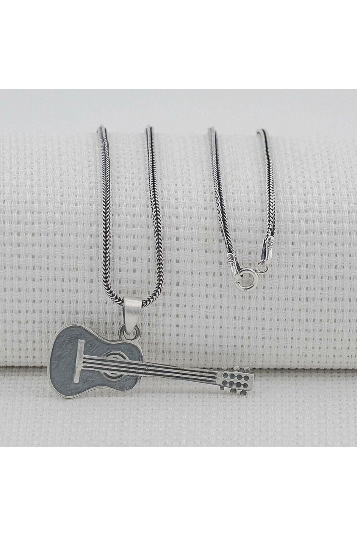 shop Gitar Tasarımlı 925 Ayar Gümüş Erkek Kolye