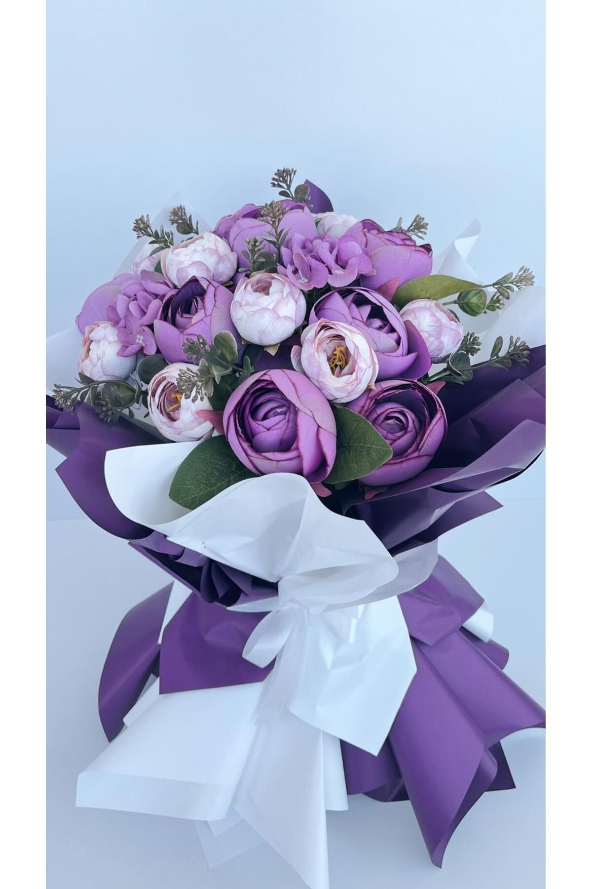 lavinia flowers design Mor & Lila Tonlarında Yapay Çiçek Buketi Özel Hediye Tasarımı (VİOLET SERENADE)