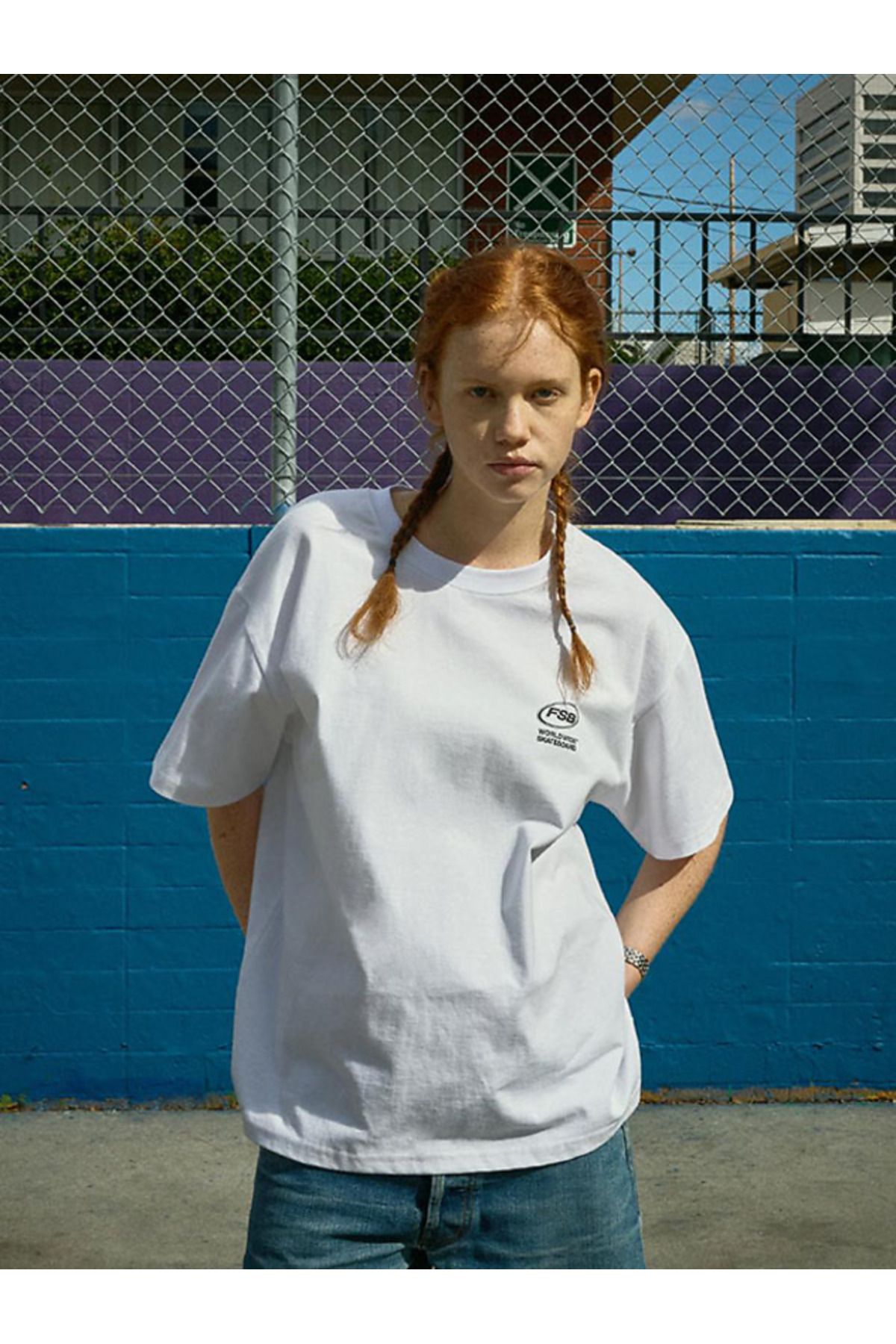 ELNOYA Unisex Pamuklu Beyaz Oversize "Stussy" Baskılı Bisiklet Yaka Rahat T-shirt