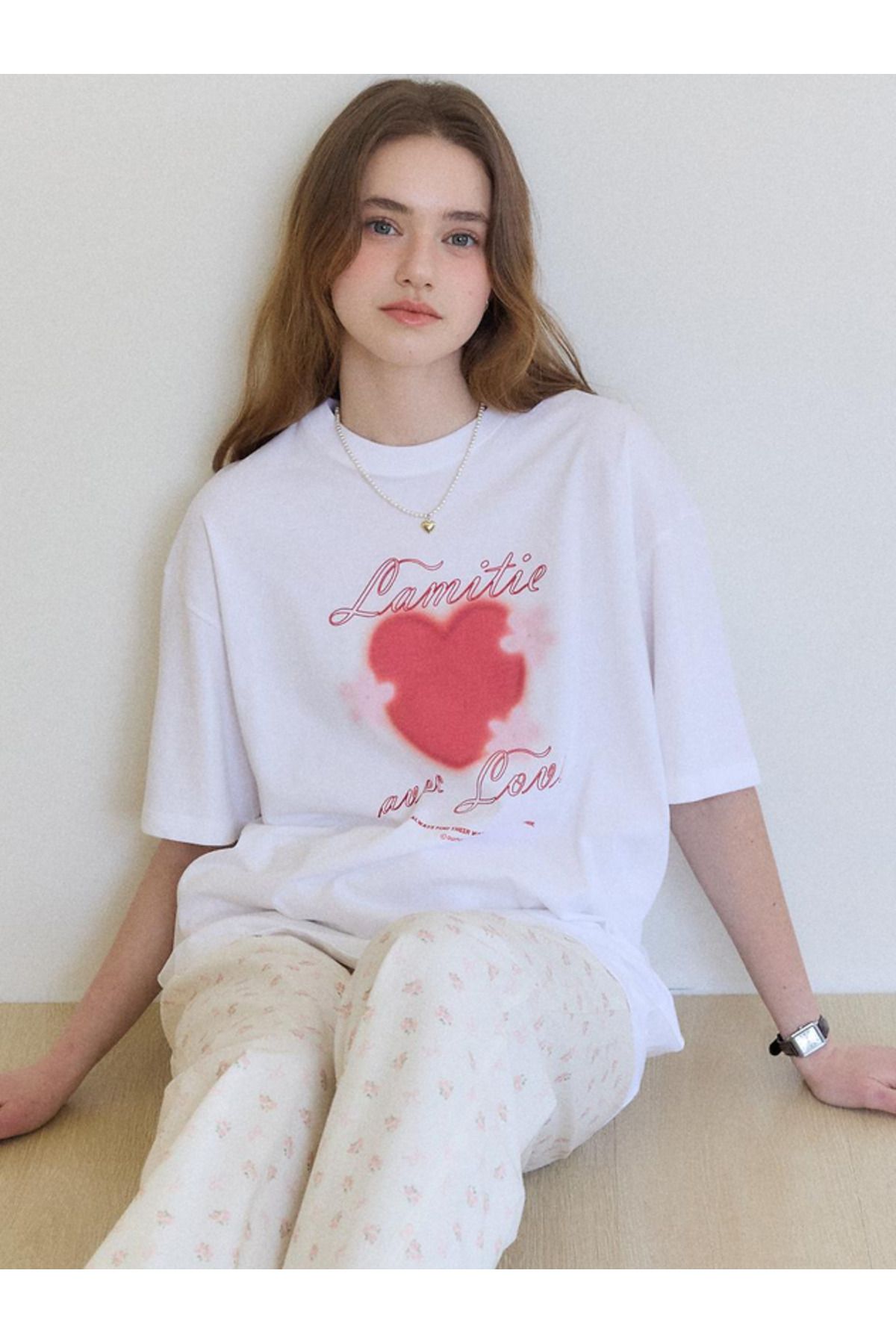 ELNOYA Unisex Pamuklu Beyaz Oversize "Lamitie Over Love" Baskılı Bisiklet Yaka Rahat T-shirt