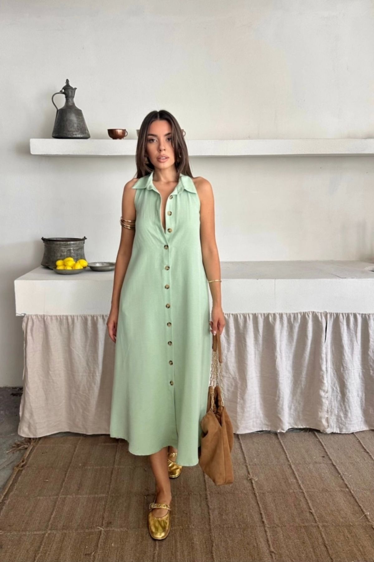 Butik KETEN ÖNDEN DÜĞMELİ KOLSUZ GÖMLEK YAKA ELBİSE - Mint