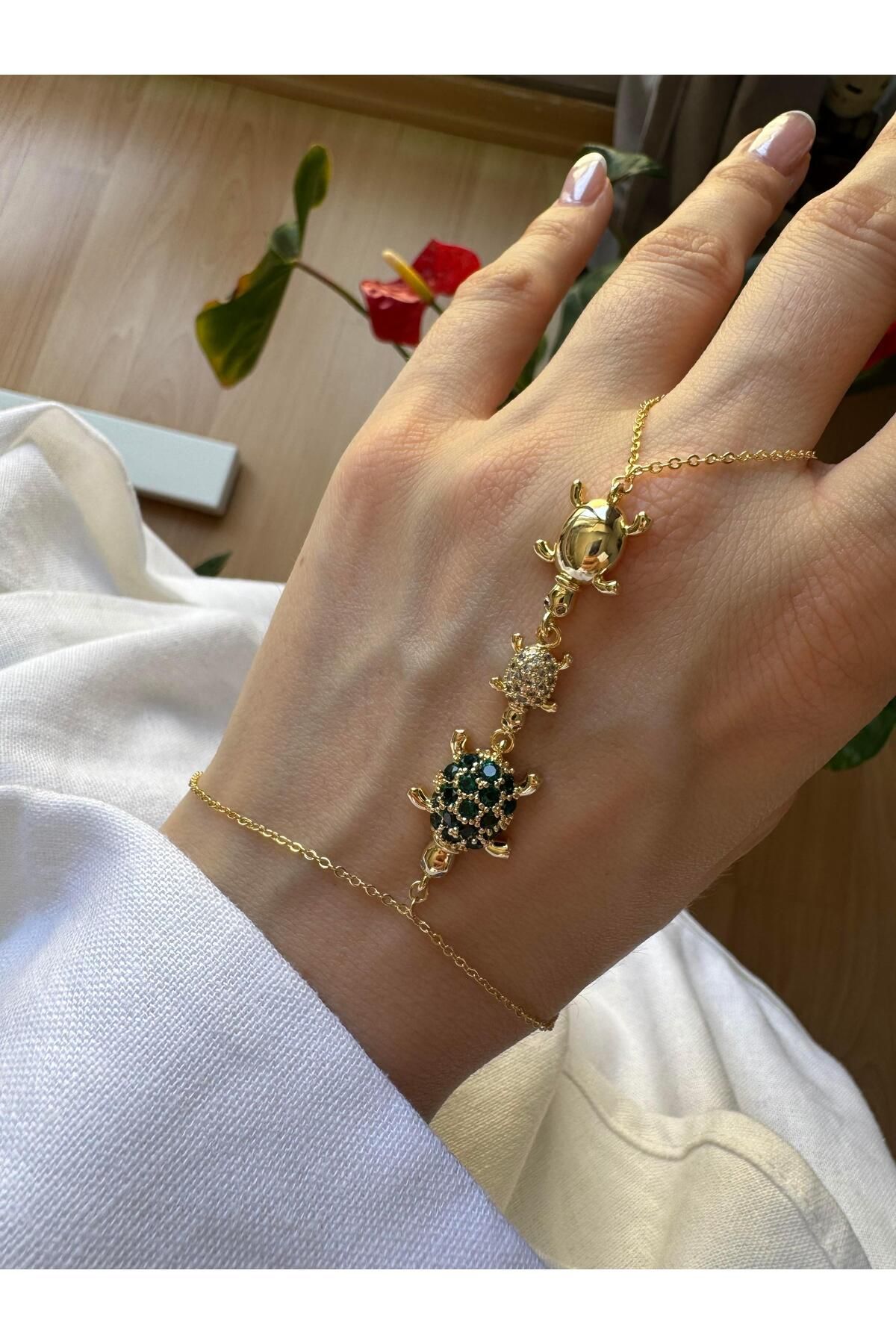 Venus Design Çelik Taşlı Kaplumbağa Şahmeran
