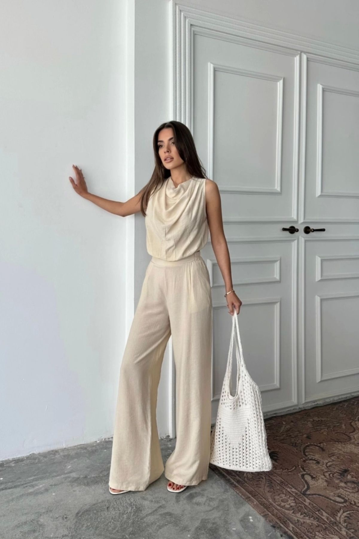 Butik DEGAJE YAKA KOLSUZ BLUZ - PANTOLON TAKIM - Taş