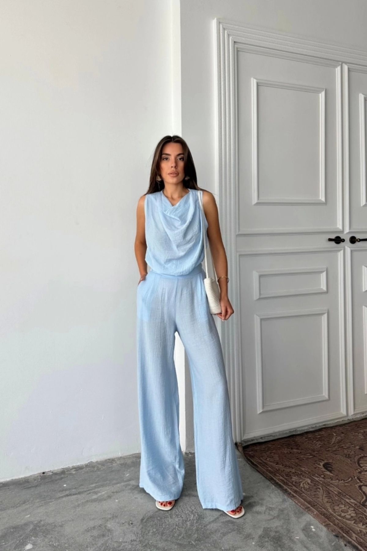 Butik DEGAJE YAKA KOLSUZ BLUZ - PANTOLON TAKIM - Mavi