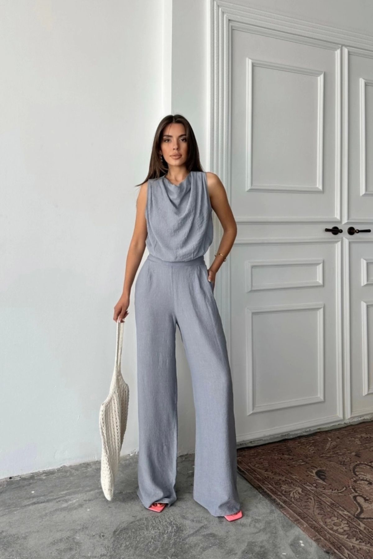 Butik DEGAJE YAKA KOLSUZ BLUZ - PANTOLON TAKIM - Gri