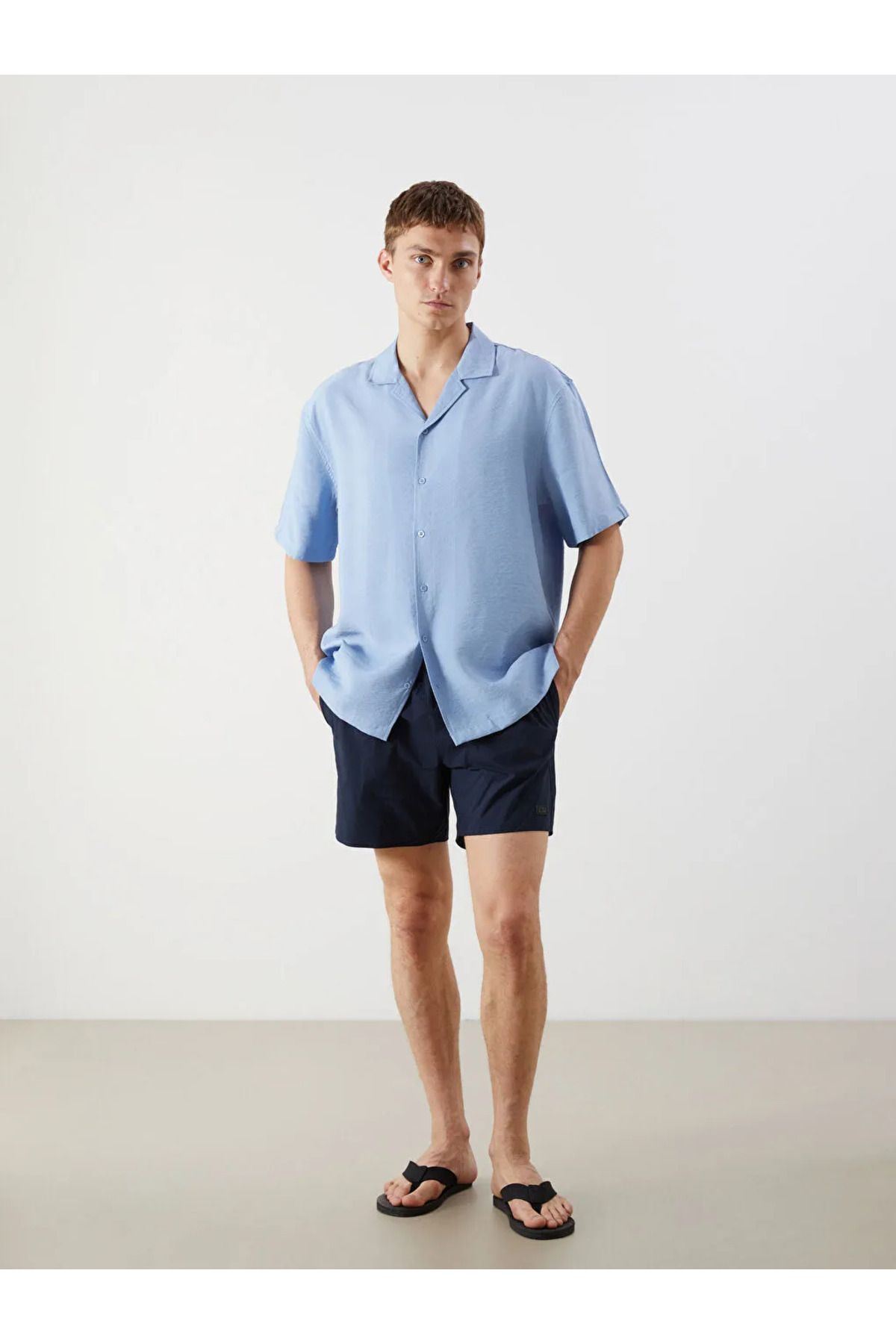 LC Waikiki SOUTHBLUE Lacivert Kısa Boy Erkek Deniz Şortu