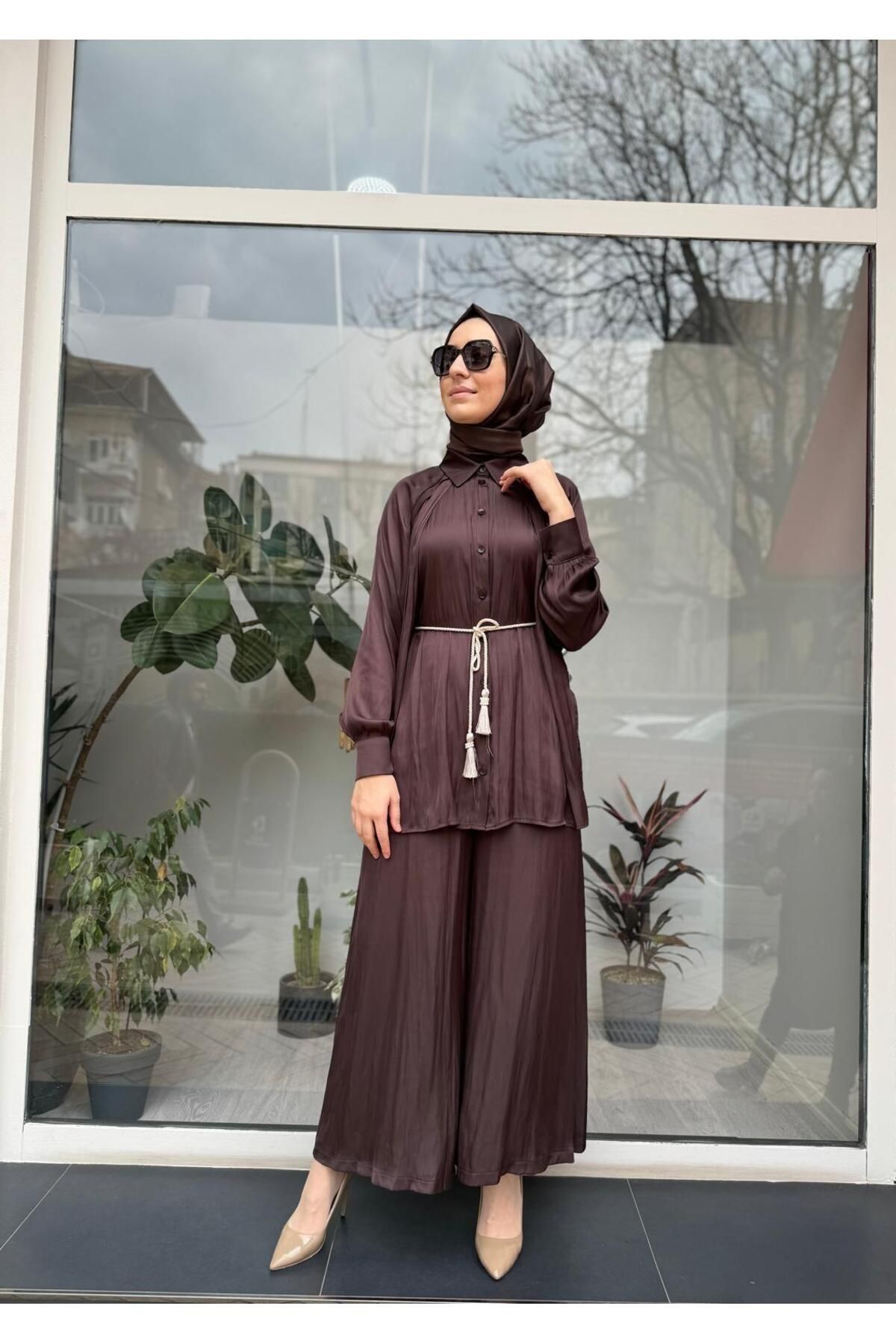 Almarwah Black Kemer Detaylı Saten Kadın Takım Kahve