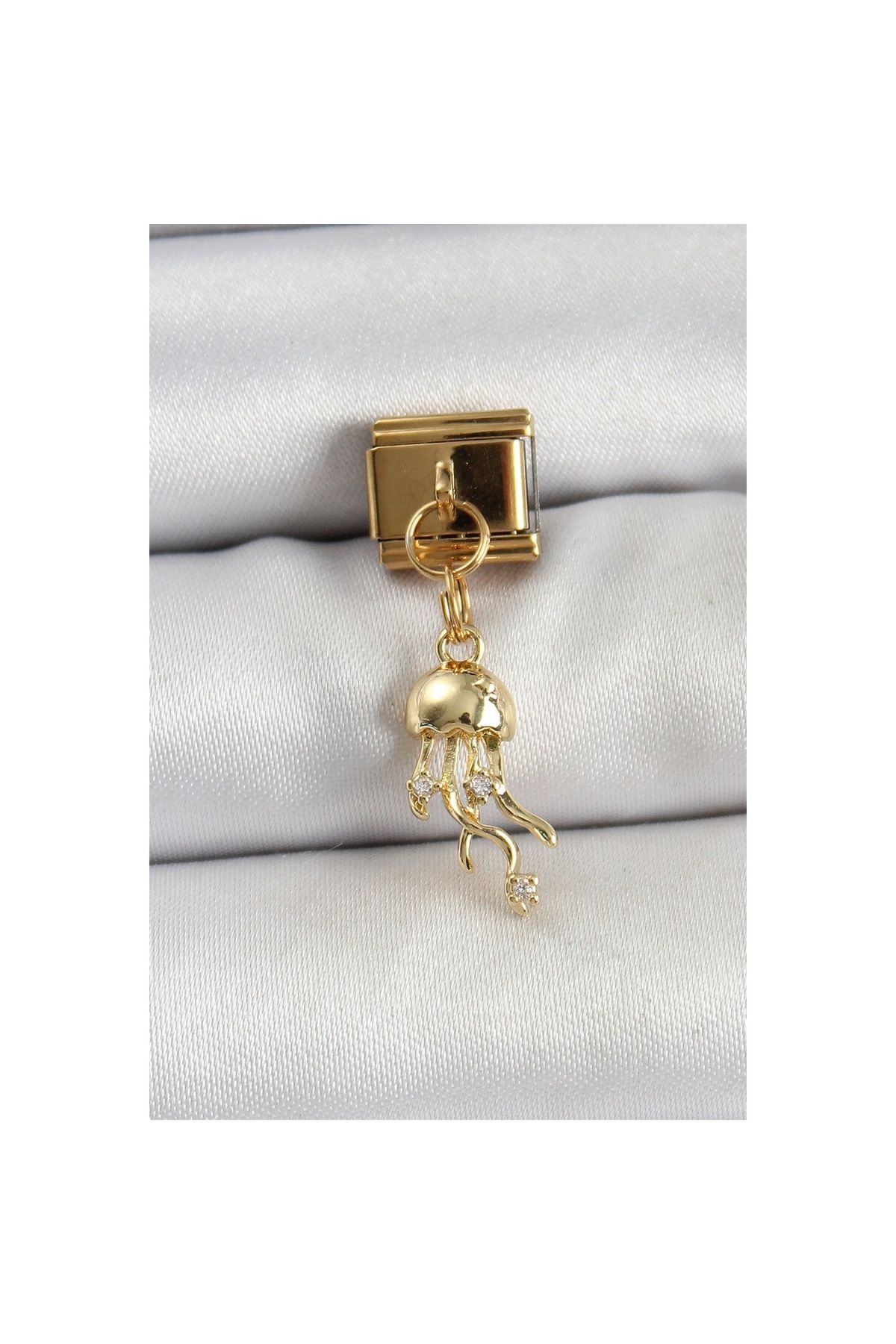 Ayder Timya 316l Çelik Sallantılı Zirkon Taşlı Deniz Anası Model Gold Renk Nomination Charm - Tj-bc1427