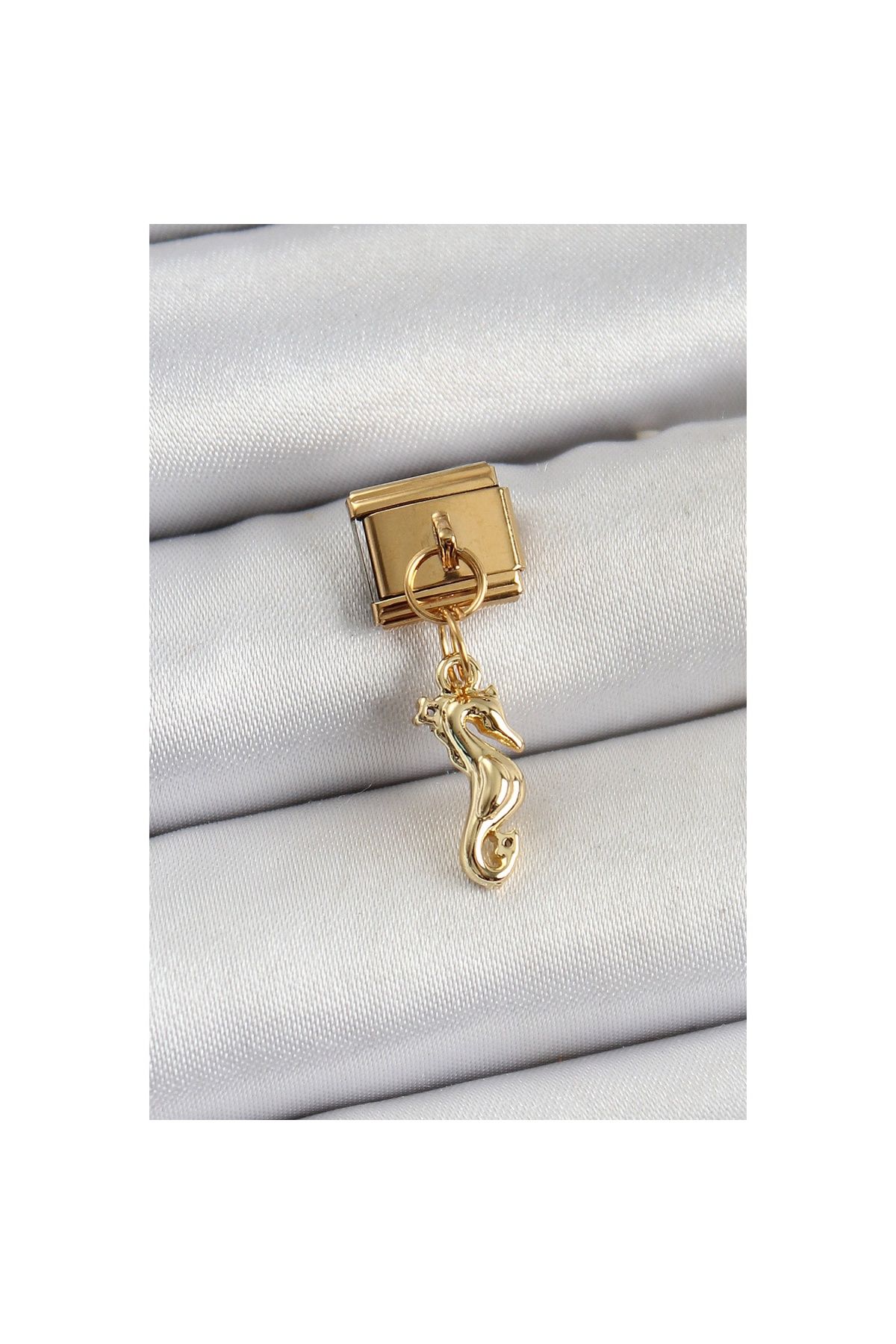 Ayder Timya 316l Çelik Sallantılı Deniz Atı Model Gold Renk Nomination Charm - Tj-bc1396