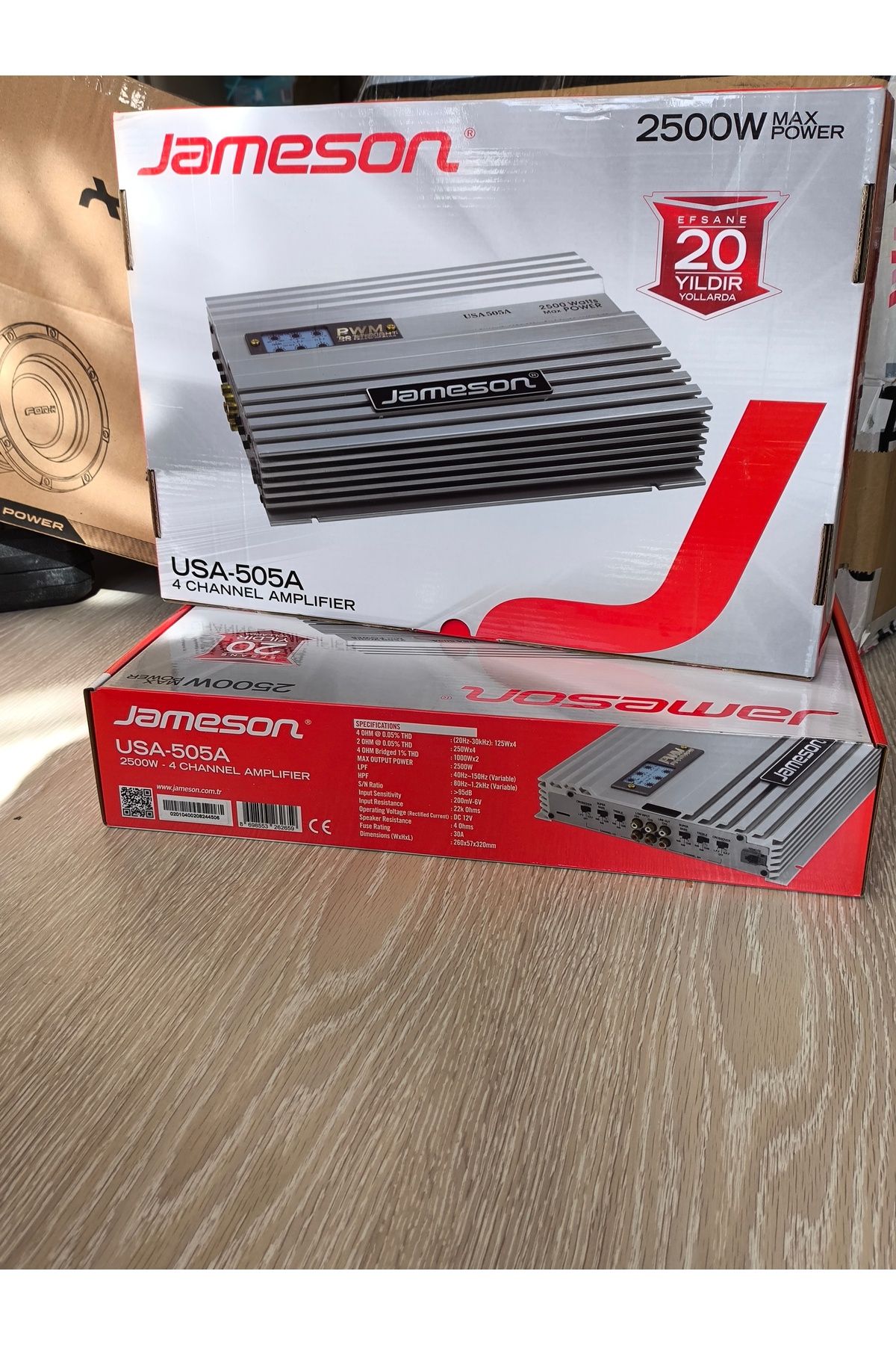patili tasarım Amfi 2500W 4 Kanalli 4x125 RMS