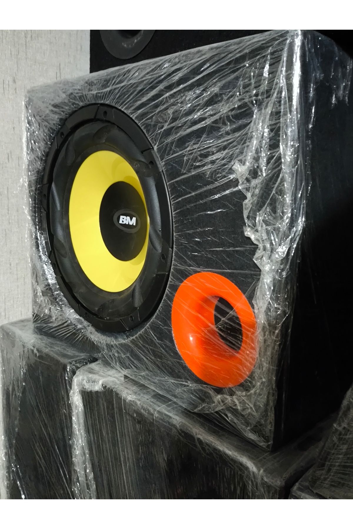 patili tasarım 30 cm Kutu Bass 1300W 400RMS KABİNLİ
