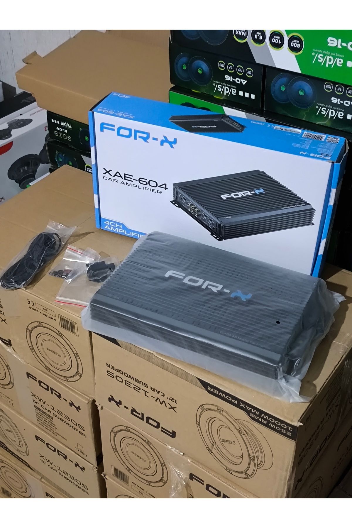 patili tasarım 2500W AMFİ 604 4 KANALLİ BASS KONTROLLÜ