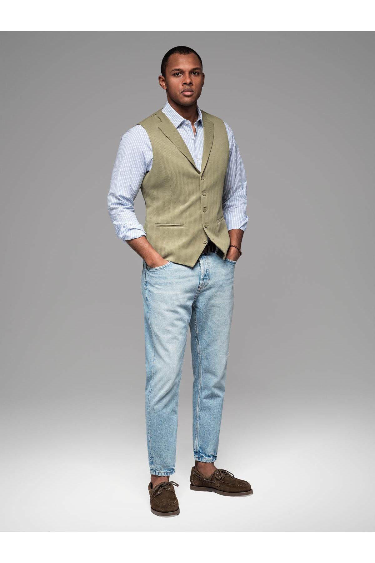complete the look image