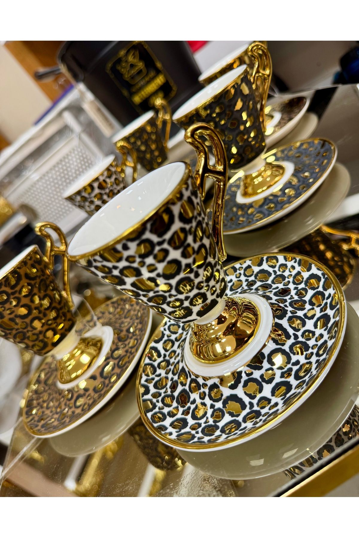 hediye ESTERHOMEDECOR 6 kişilik leoparlı porselen kahve fincan takımı gold