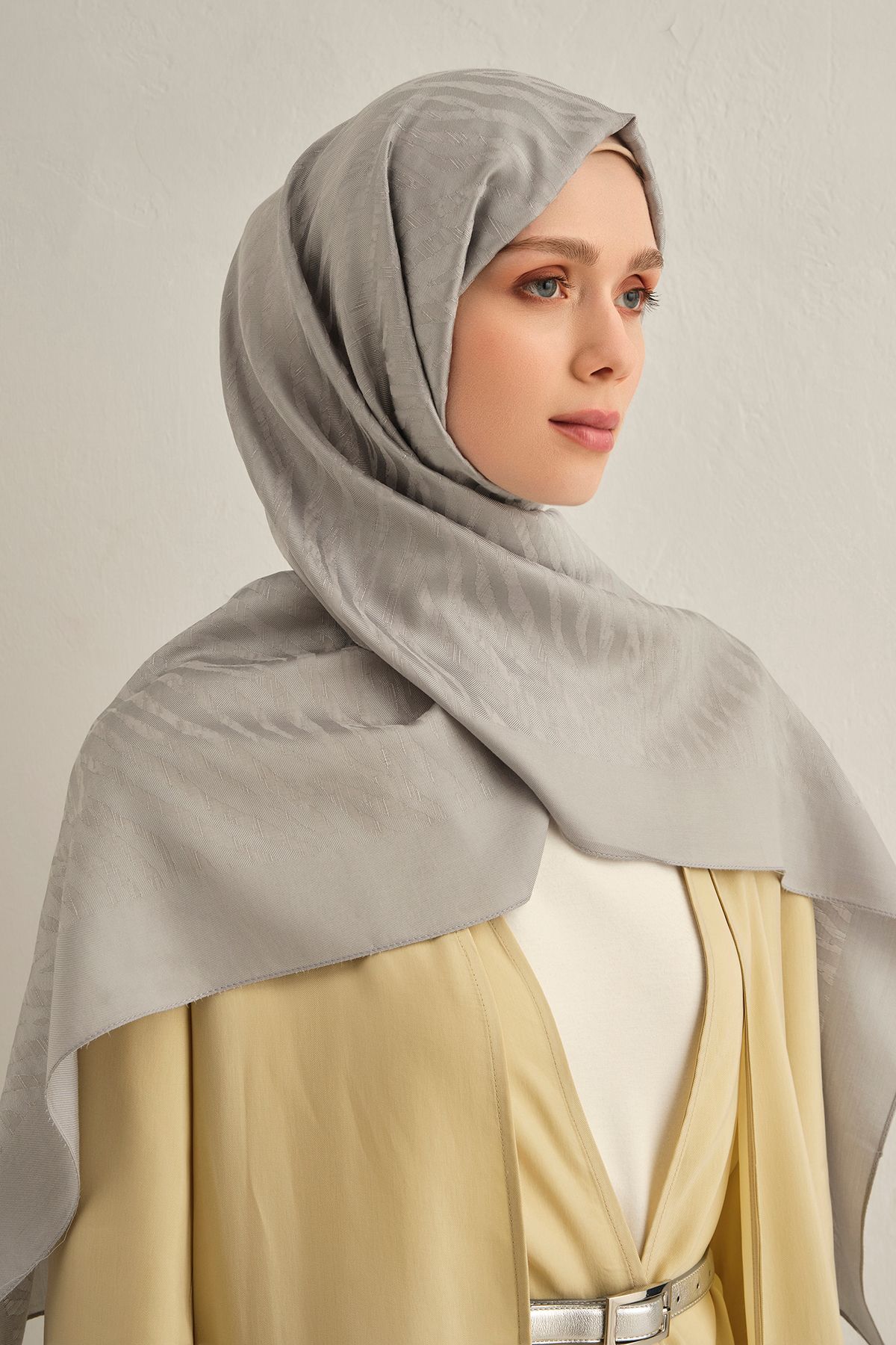 Armine Gri Pamora Şal 20