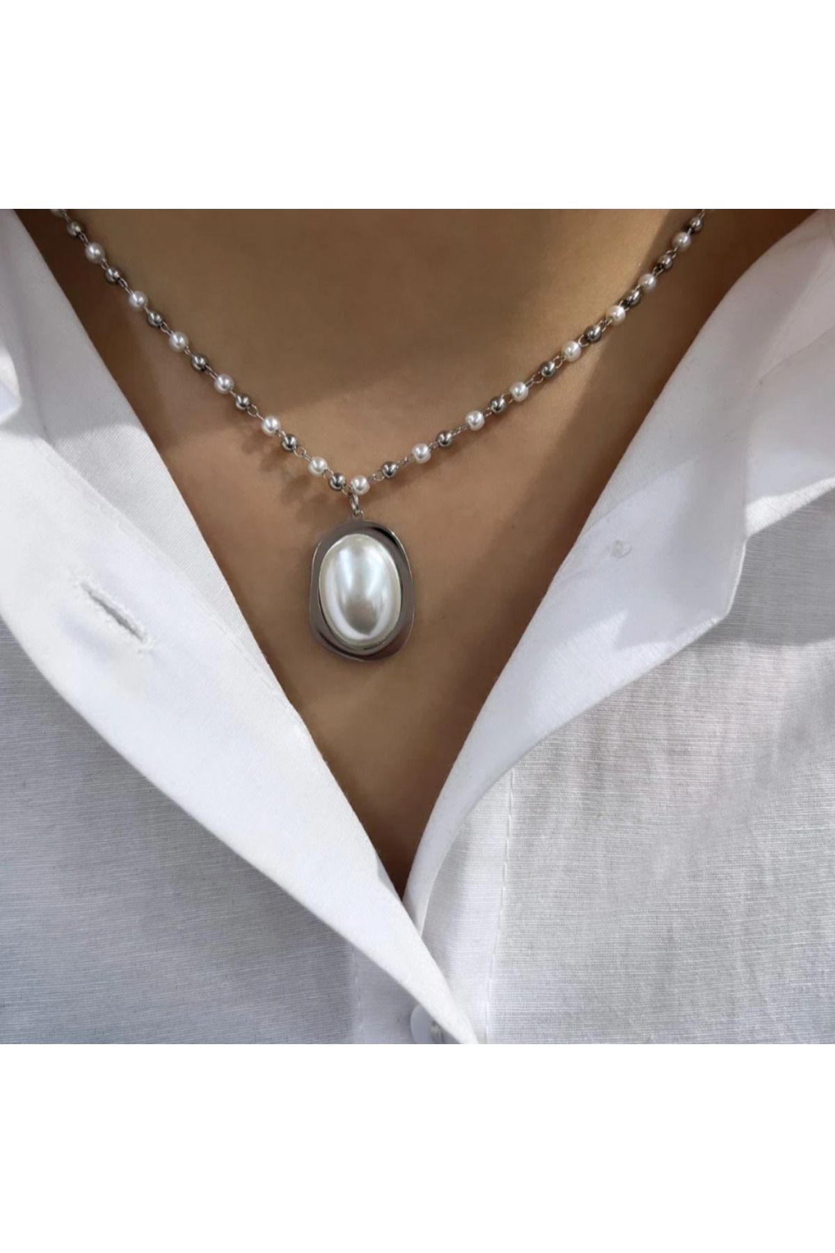 Daniela Çelik Silver Kolye