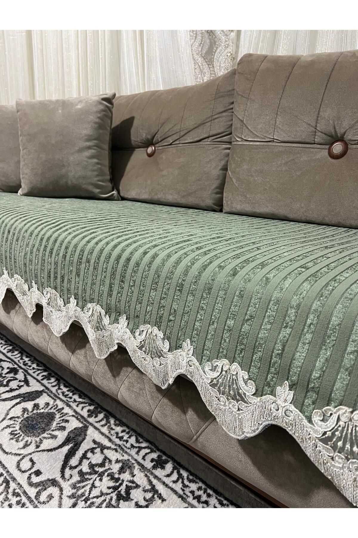 DECORA CASA HOME COLLECTİON Dantelli Çizgili Süngerli Kadife Kaymaz Çekyat Koltuk Örtüsü (85X210)