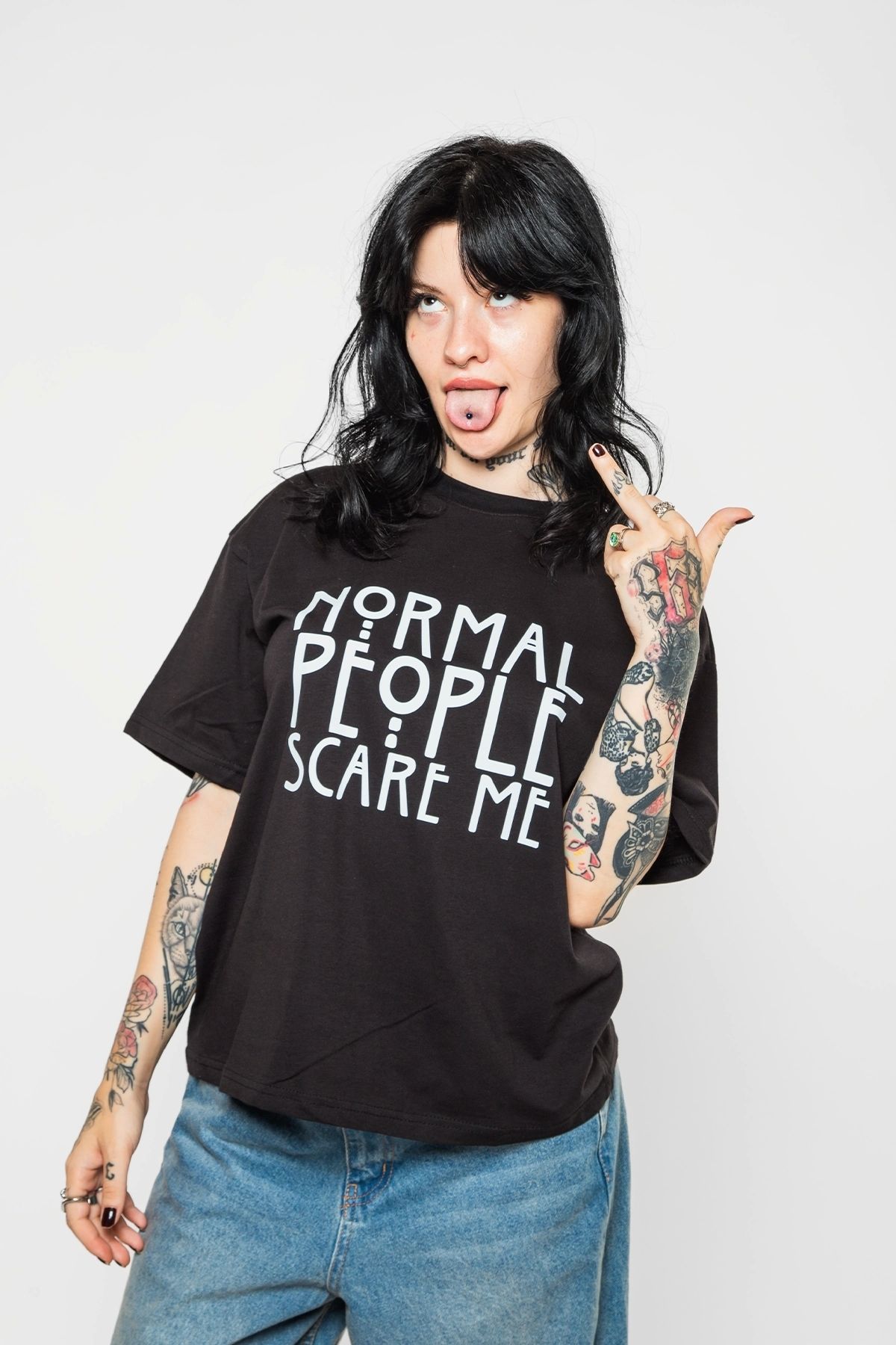 Bak Moda Normal People Scare Me Baskılı Relaxed Fit Siyah Kadın Tshirt