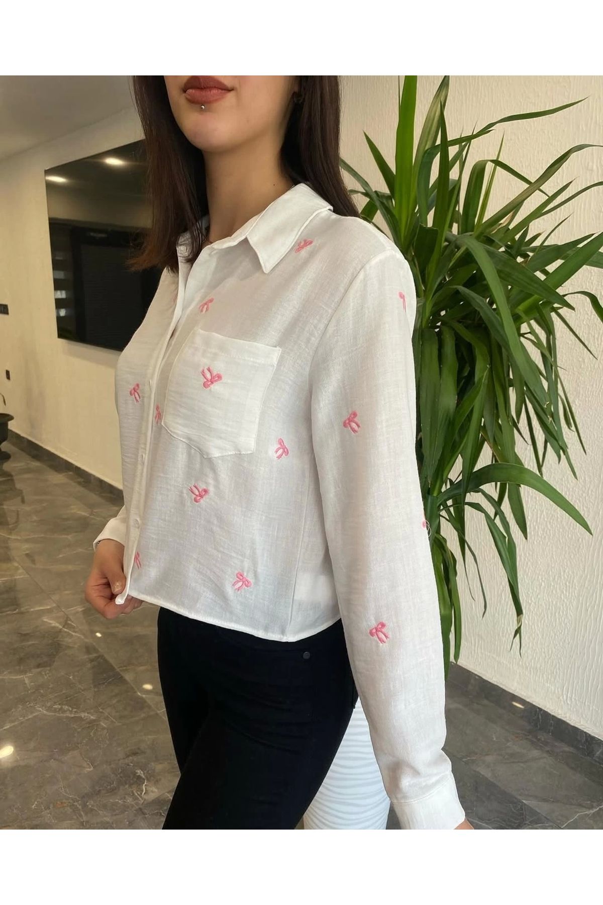 depo tekstil Pembe Kurdele Nakışlı Uzun Keten Gömlek