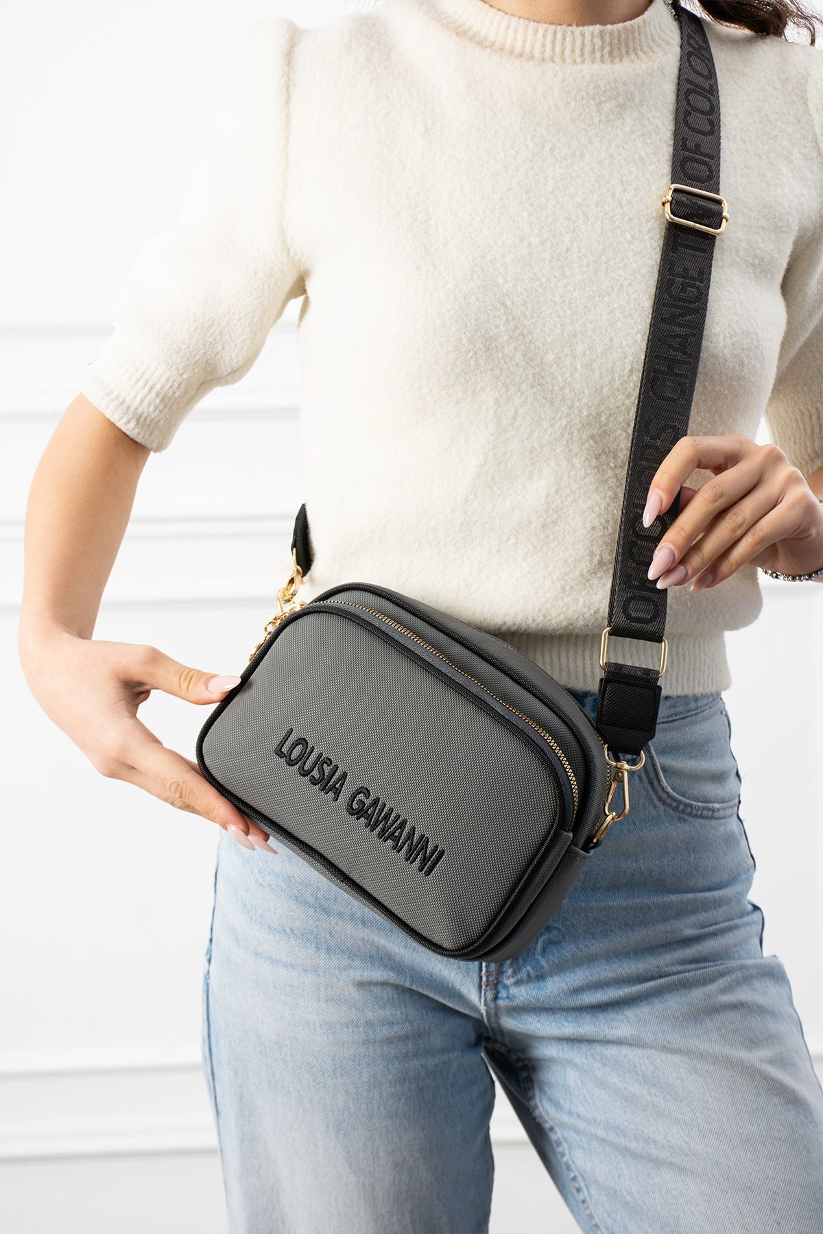 Givenza 3 Bölmeli Astarlı Kadın Çapraz Çanta