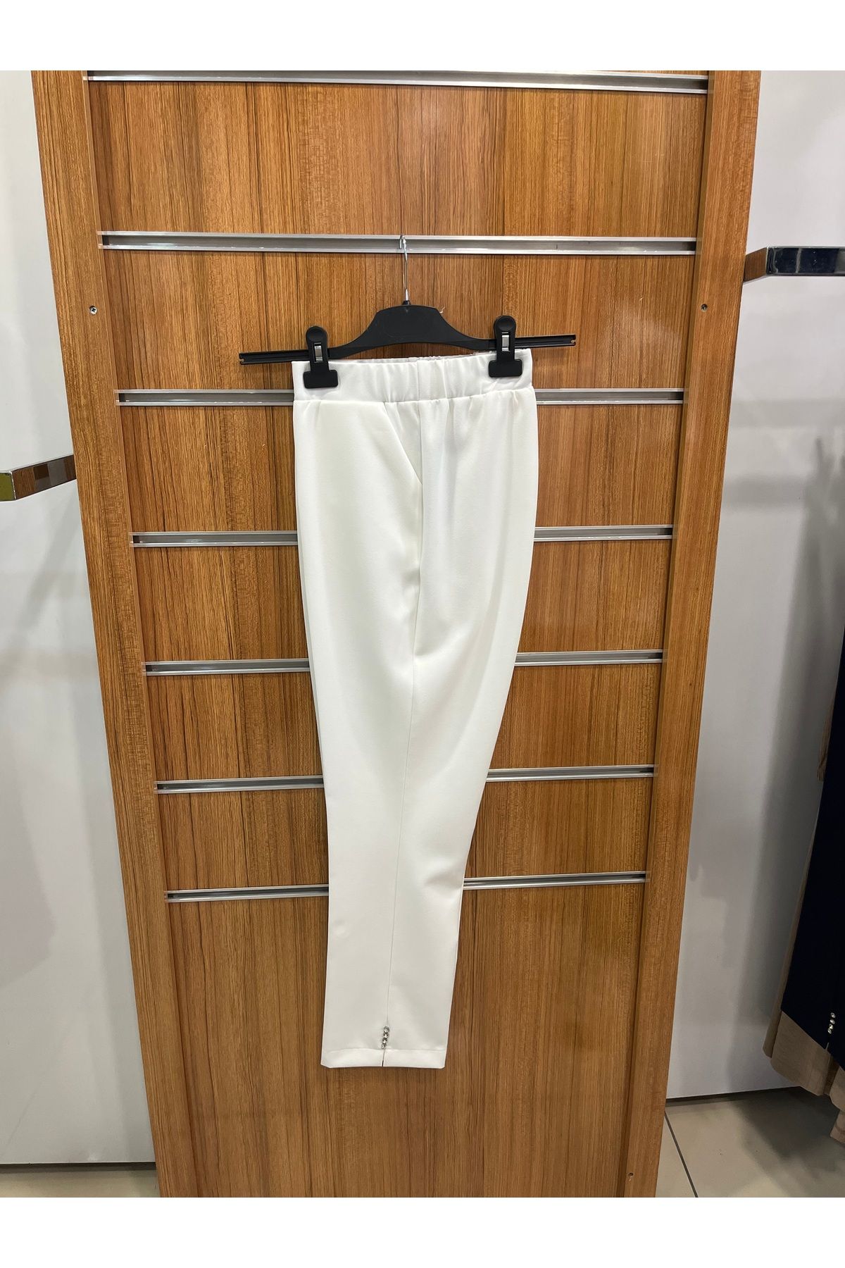 PEKŞEN COLLECTİON BEYOĞLU TAŞLI PANTOLON
