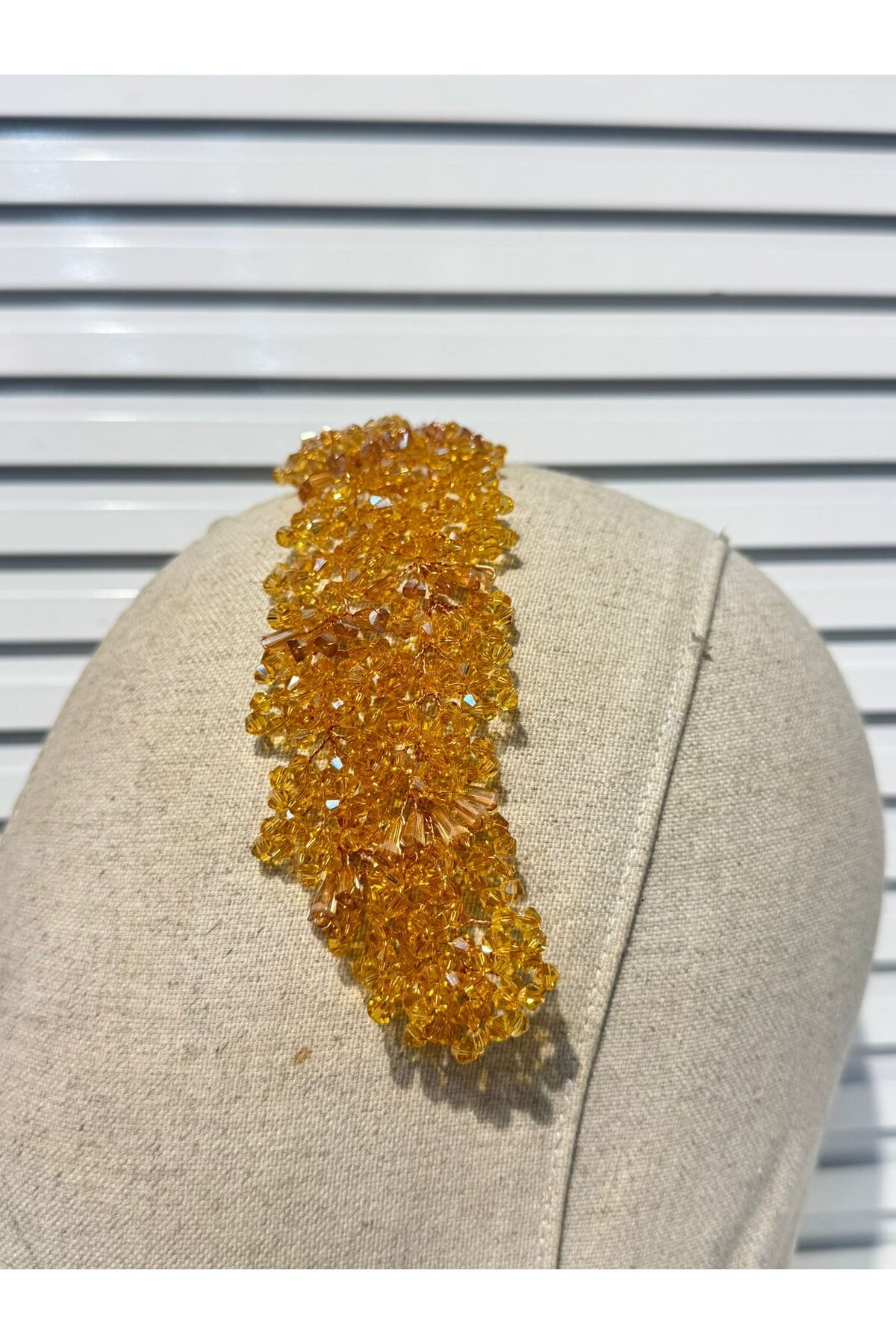 HEMİLA AKSESUAR BONCUKLU GELİN TACI GOLD -Düğün kına nişan after parti özel günler 30-35 cm