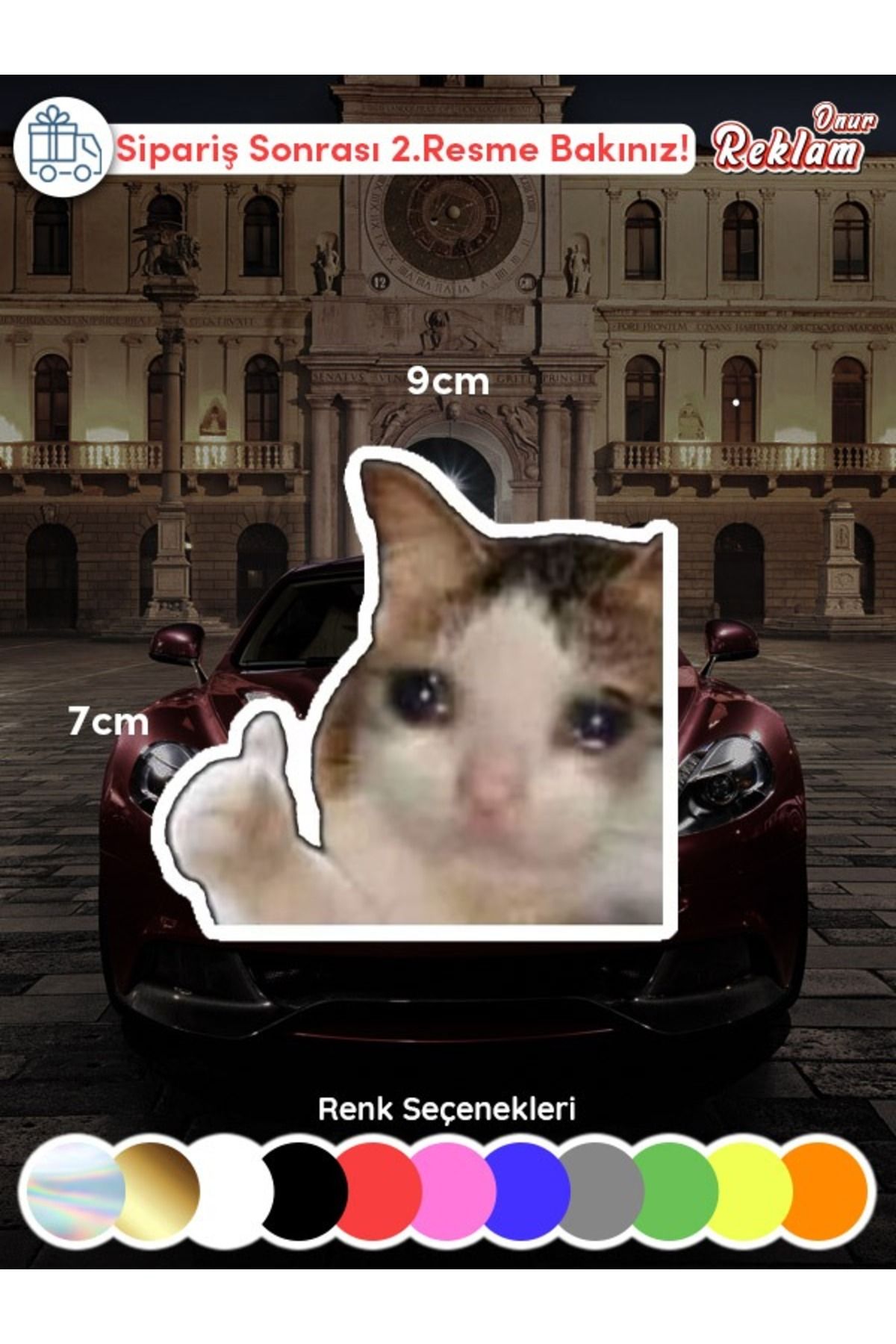 onurreklamonline Ağlayan Kedi Sticker – Başparmak Emojili – 7x9 cm – Mizahi Tasarım – Renk Seçenekli