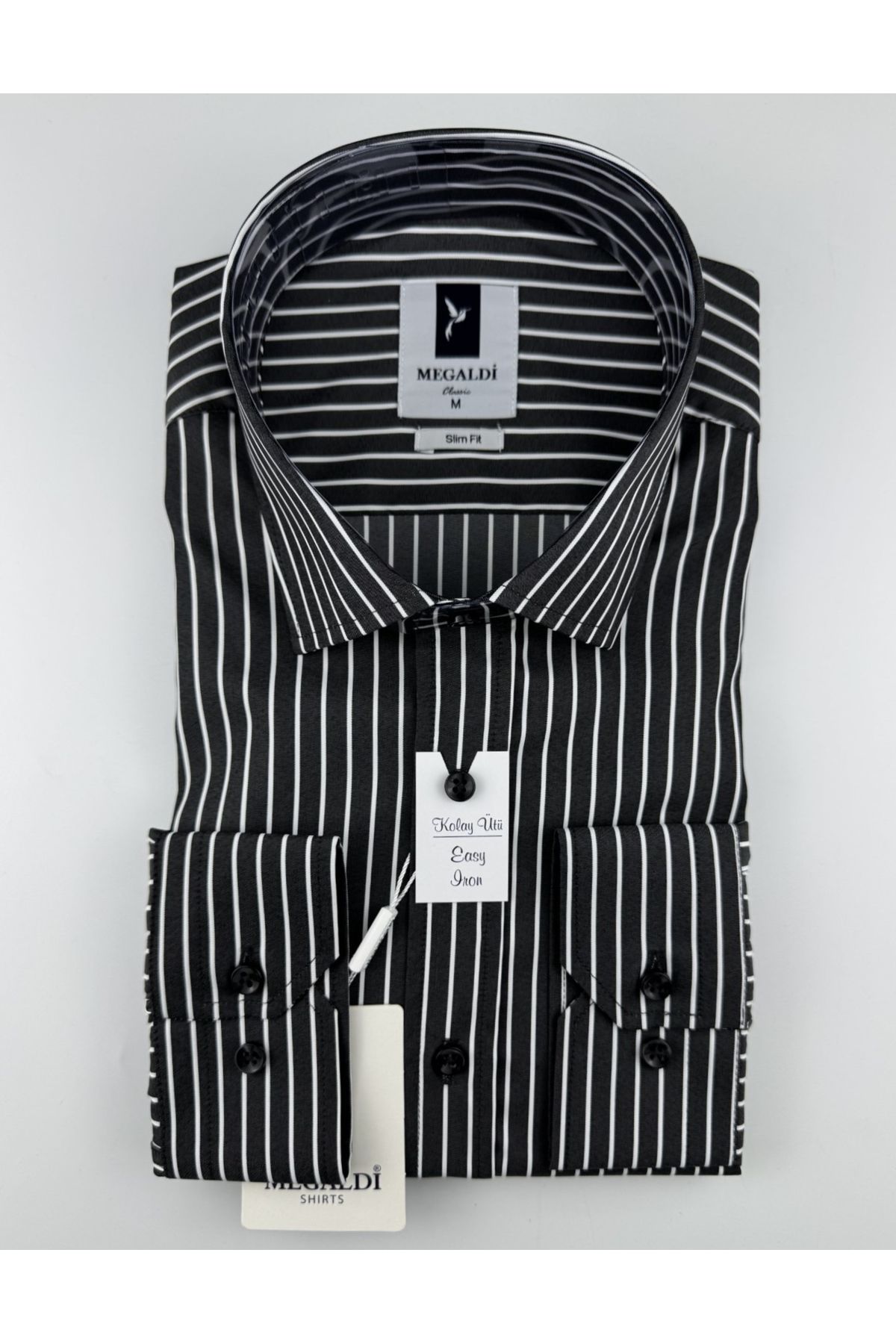 MEGALDİ Erkek Slim Fit Kesim Siyah Beyaz Çizgili Easy Iron (Kolay Ütü) Uzun Kollu Gömlek