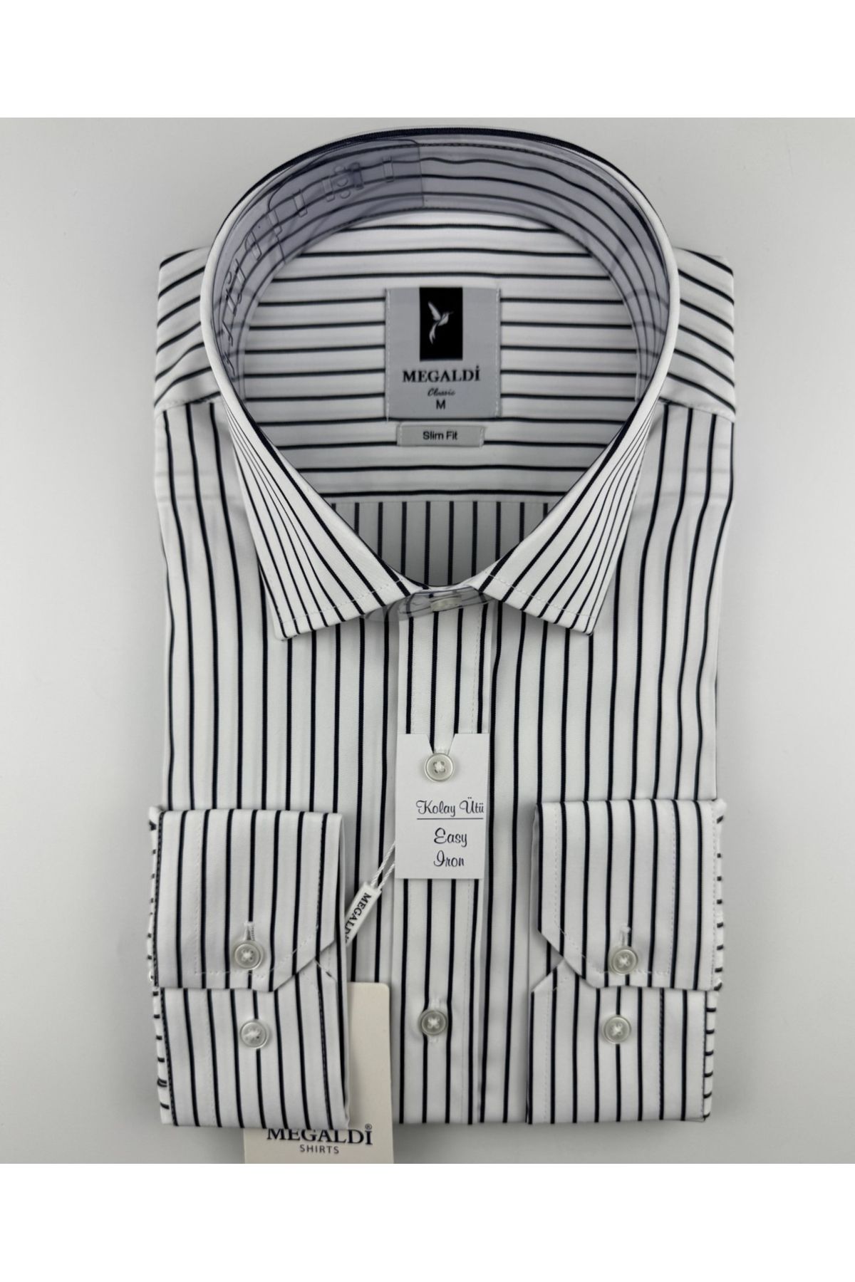 MEGALDİ Erkek Slim Fit Kesim Beyaz Siyah Çizgili Easy Iron (Kolay Ütü) Uzun Kollu Gömlek