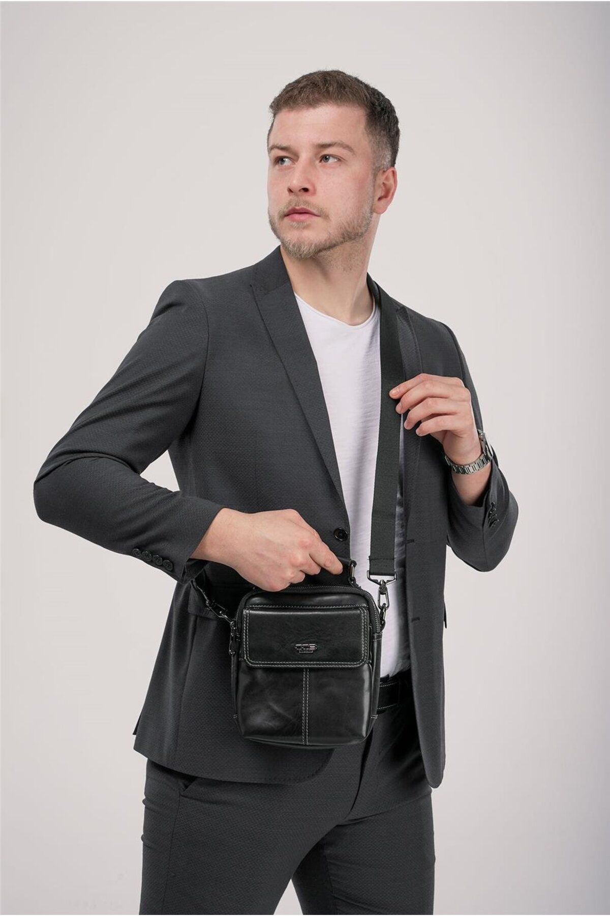 ÇÇS ÇÇS 31606 Hakiki Deri Askılı Çanta
